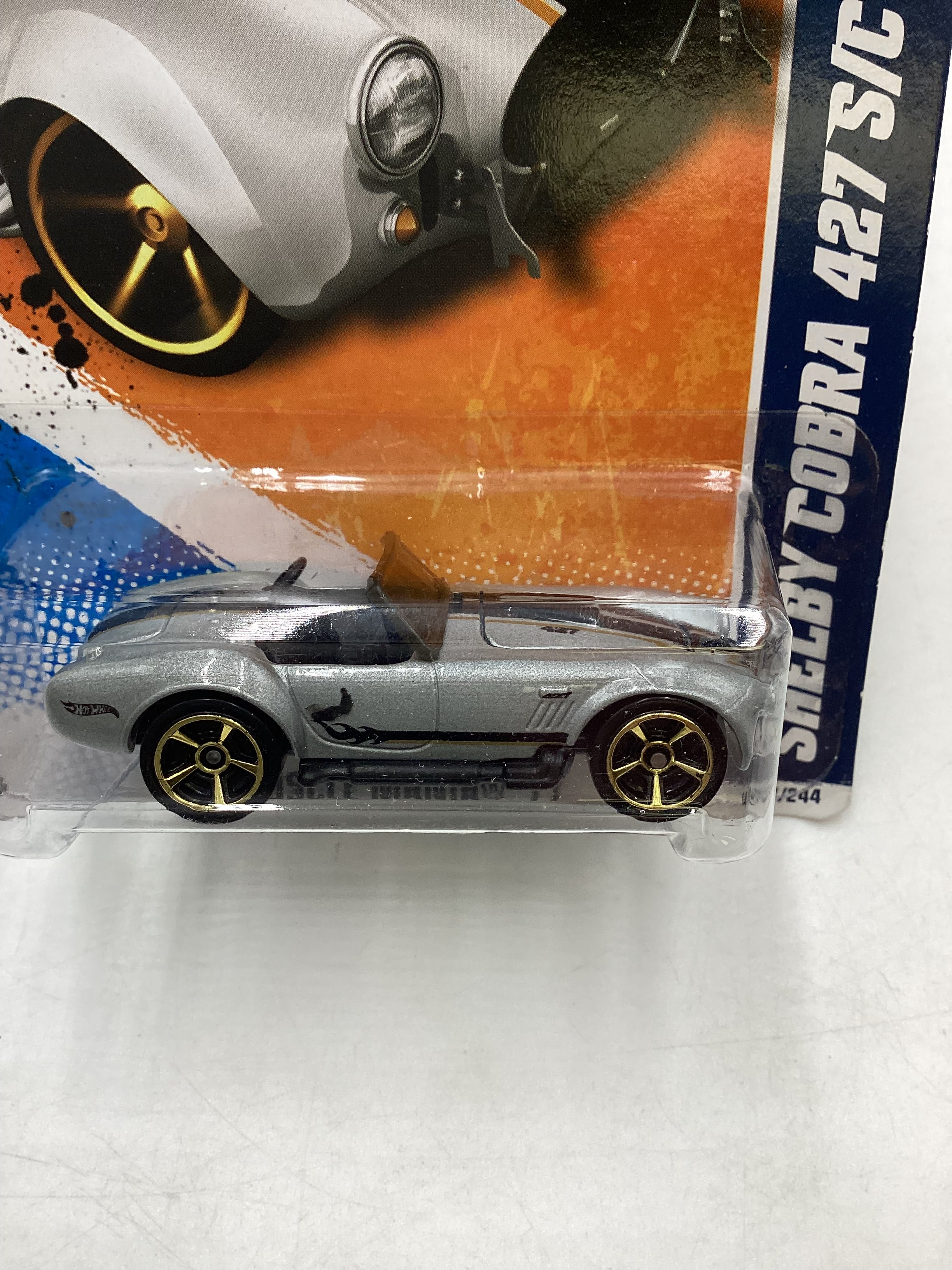2011 Hot Wheels #107 67 Shelby Cobra 427 S/C Silver 34B - Image 3
