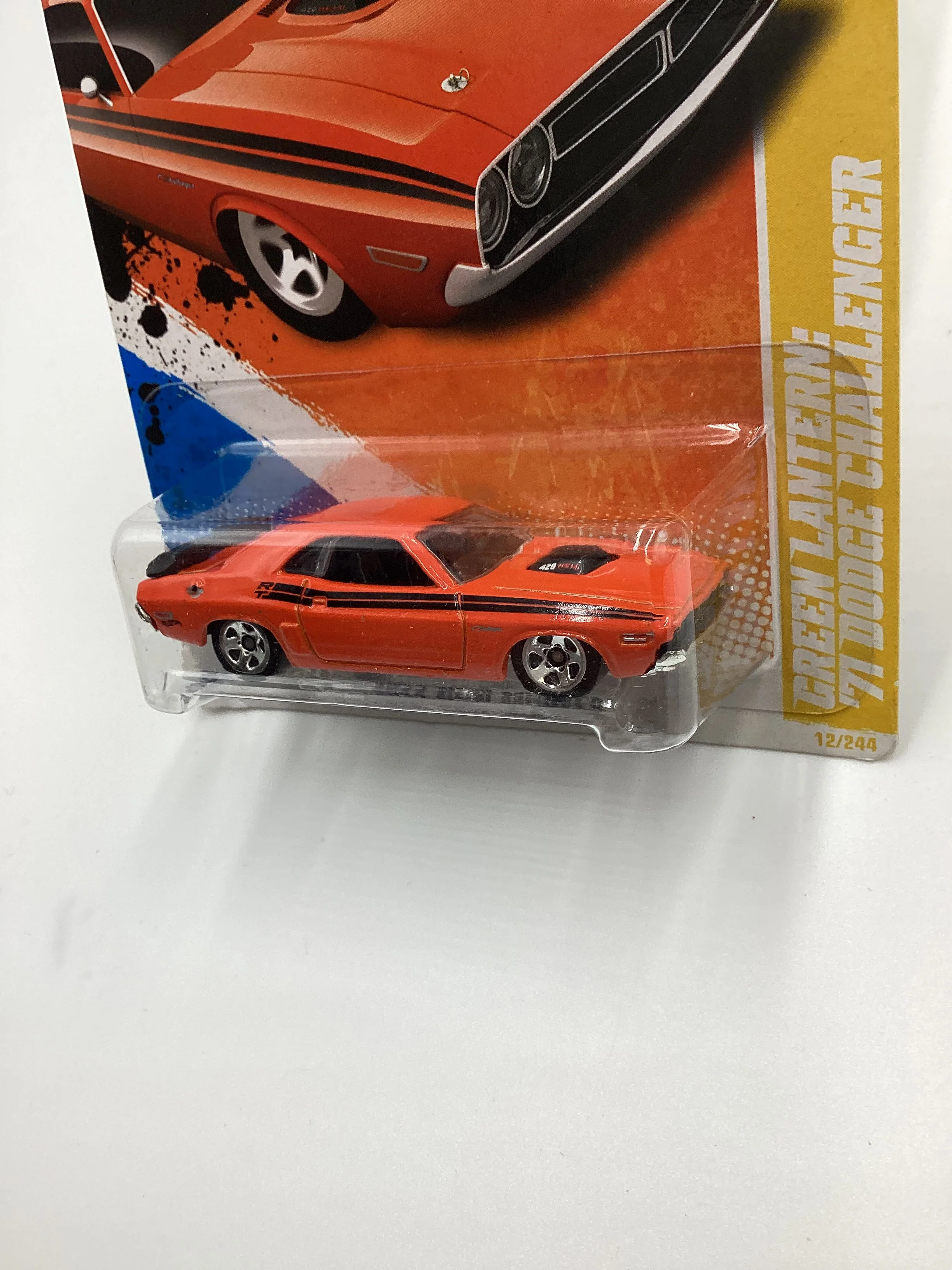 2011 Hot Wheels #12 Green Lantern 71 Dodge Challenger Orange - Image 4