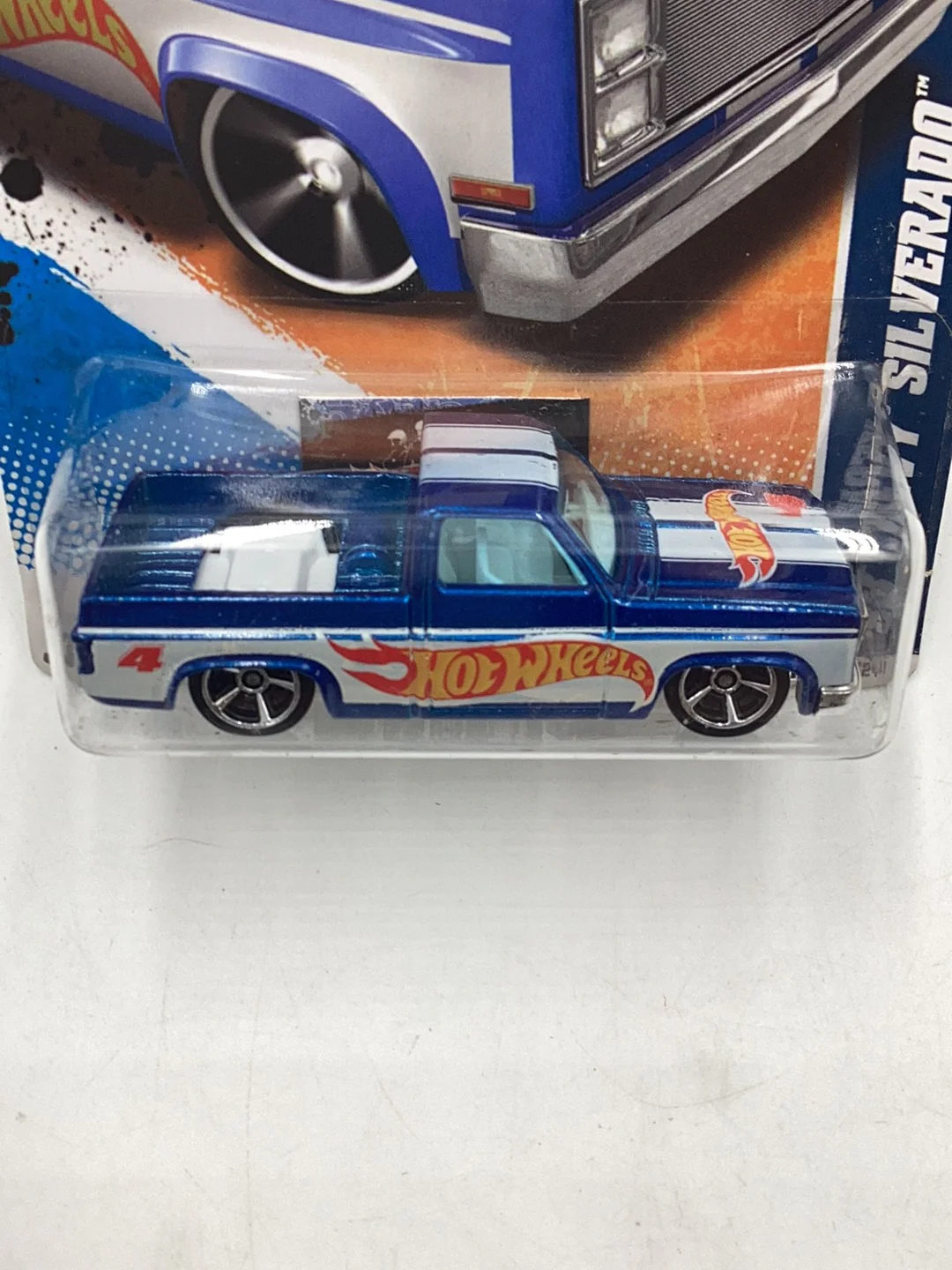 2011 Hot Wheels #156 83 Chevy Silverado - Image 5