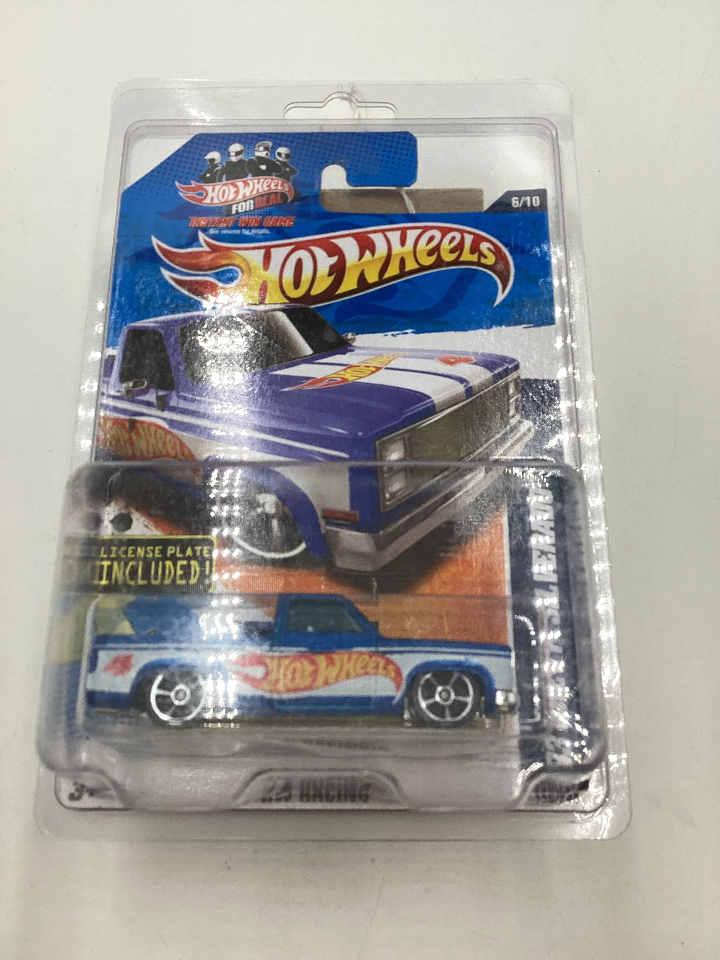 2011 Hot Wheels #156 VHTF License Plate 83 Chevy Silverado with protector - Image 8