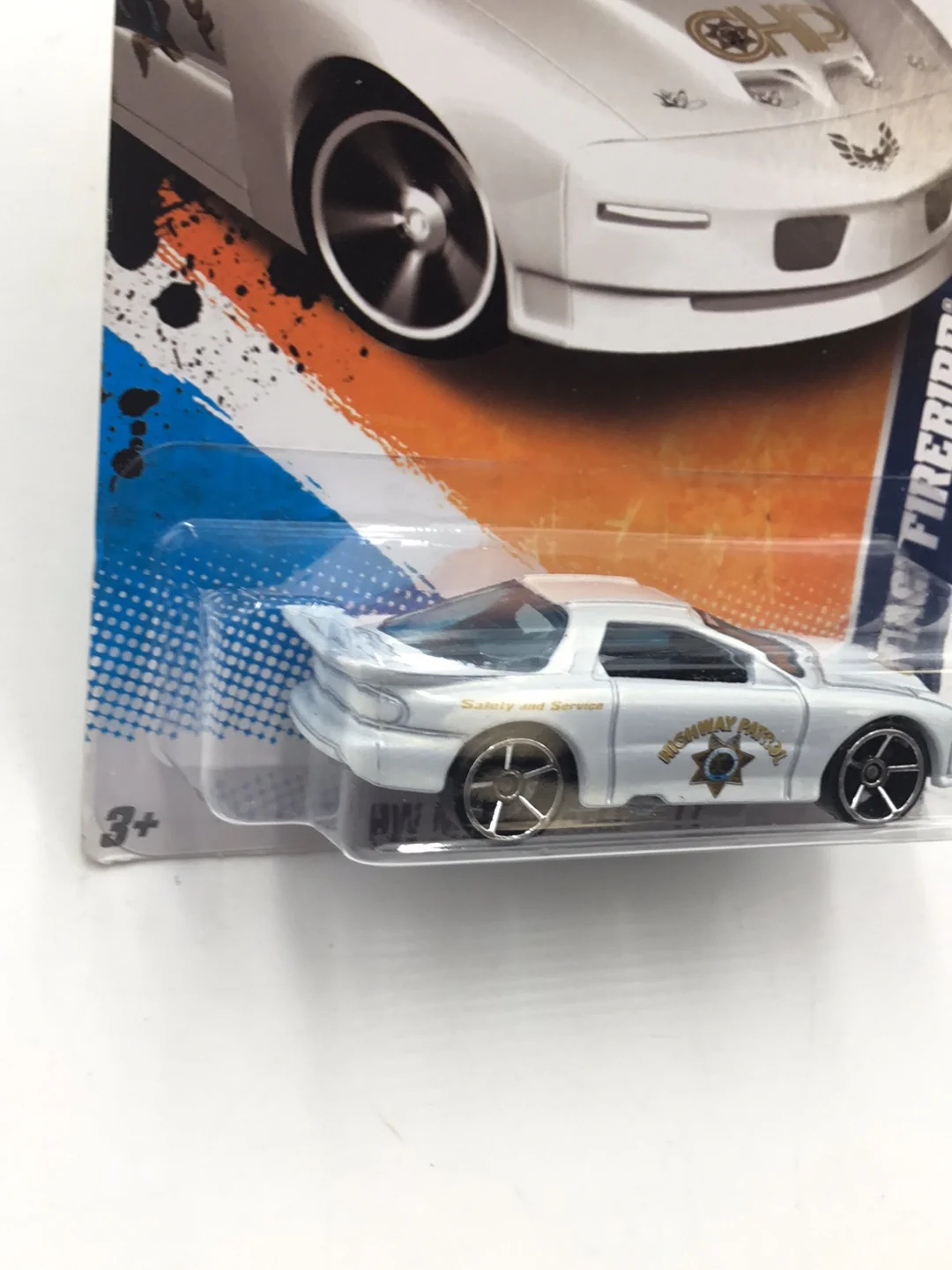 2011 Hot Wheels #163 Pontiac Firebird (White) - Image 3