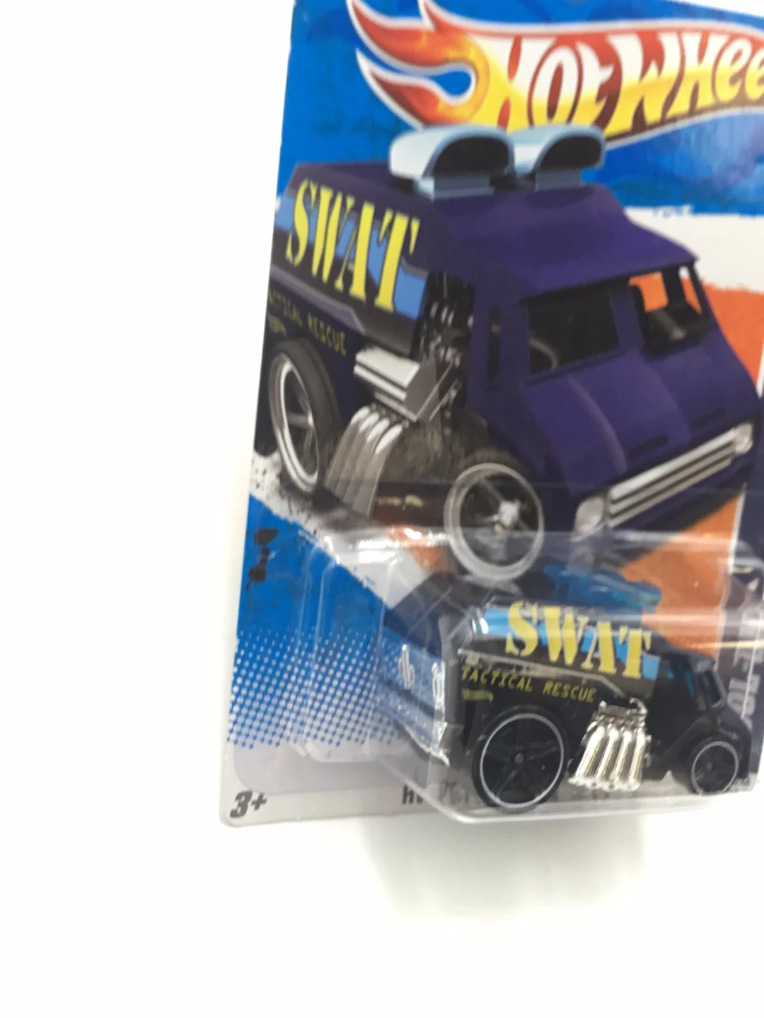 2011 Hot Wheels #175 Cool One tactical rescue swat 123D - Image 3