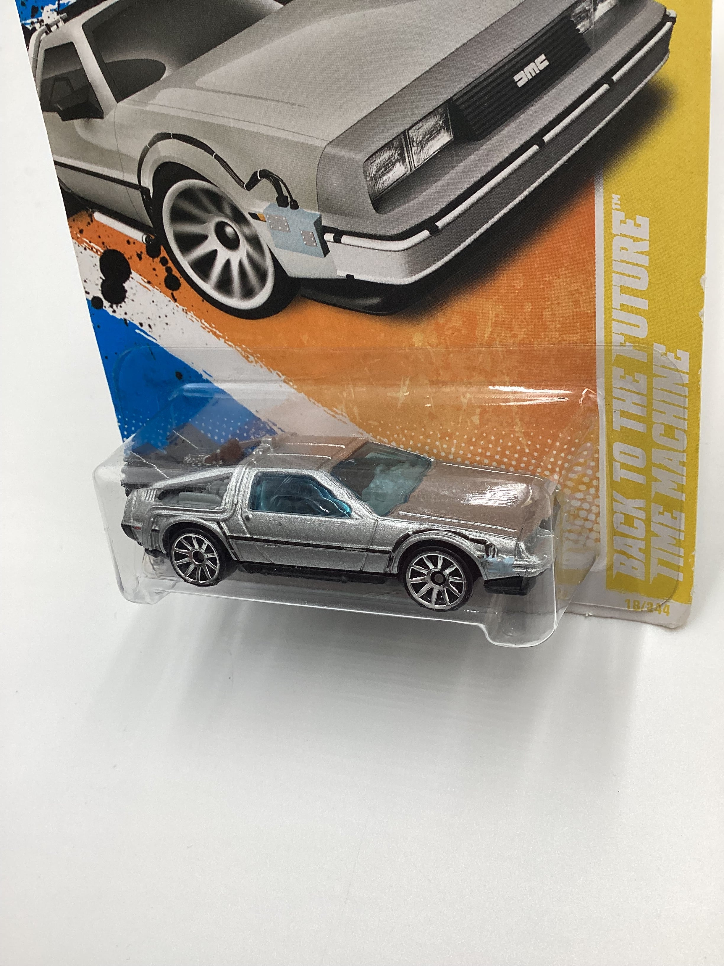 2011 Hot Wheels #18 Back to the Future Time Machine Silver 120E - Image 4