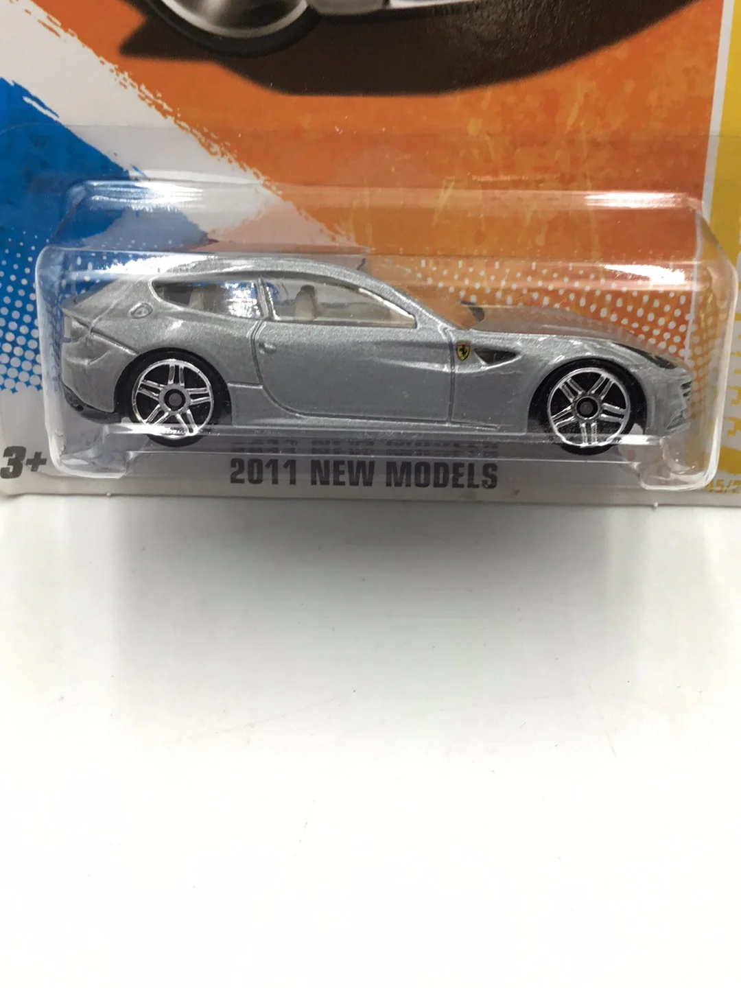 2011 Hot wheels #45 Ferrari FF - Image 2