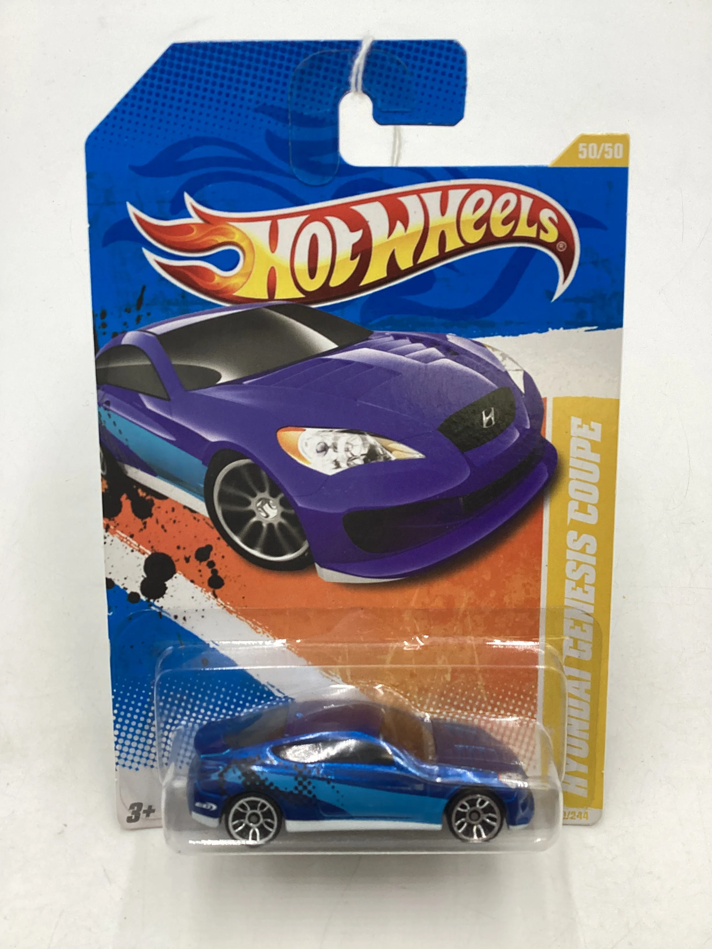 2011 Hot Wheels #50 Hyundai Genesis Coupe Blue - Image 2