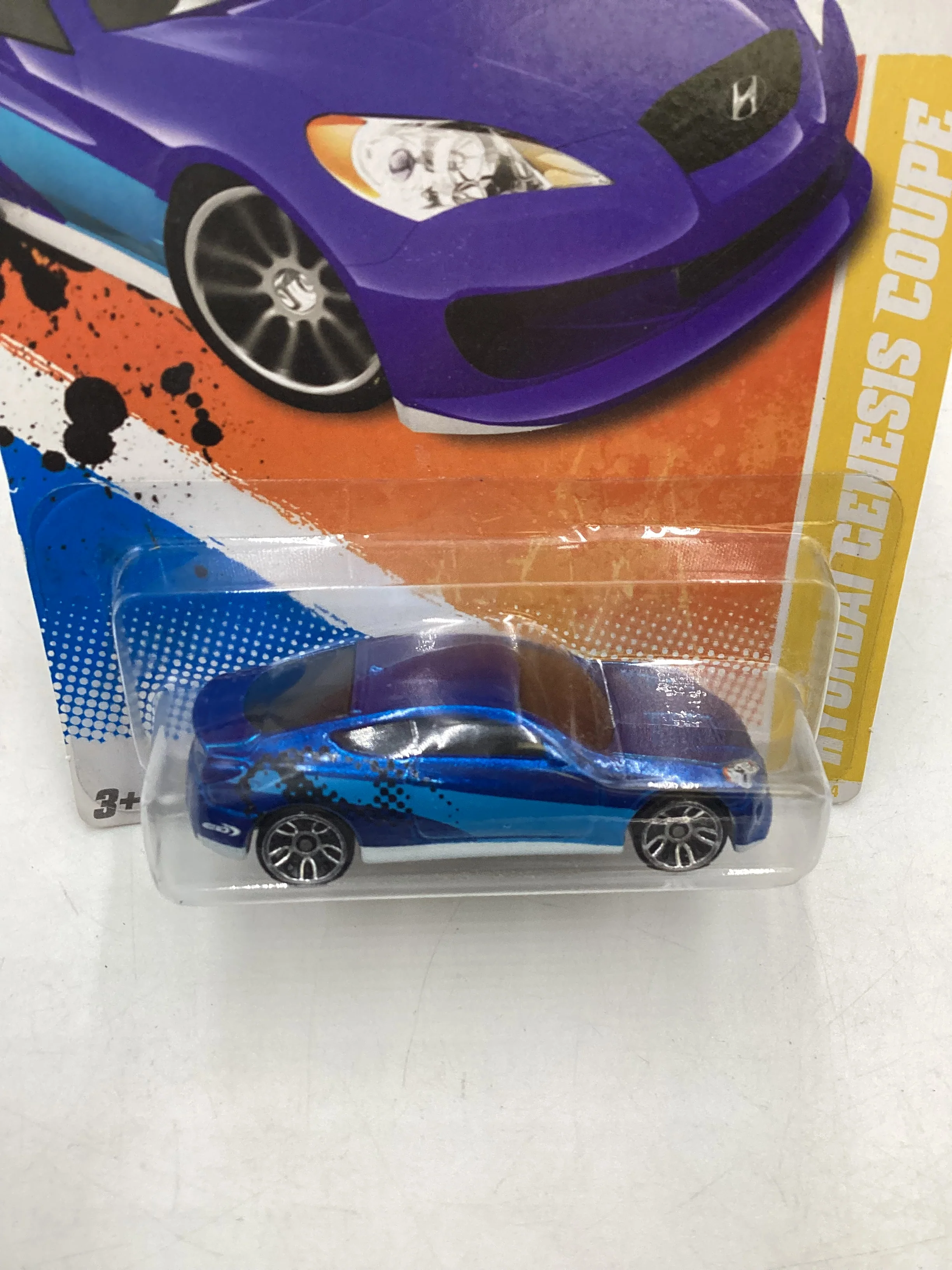 2011 Hot Wheels #50 Hyundai Genesis Coupe Blue - Image 6