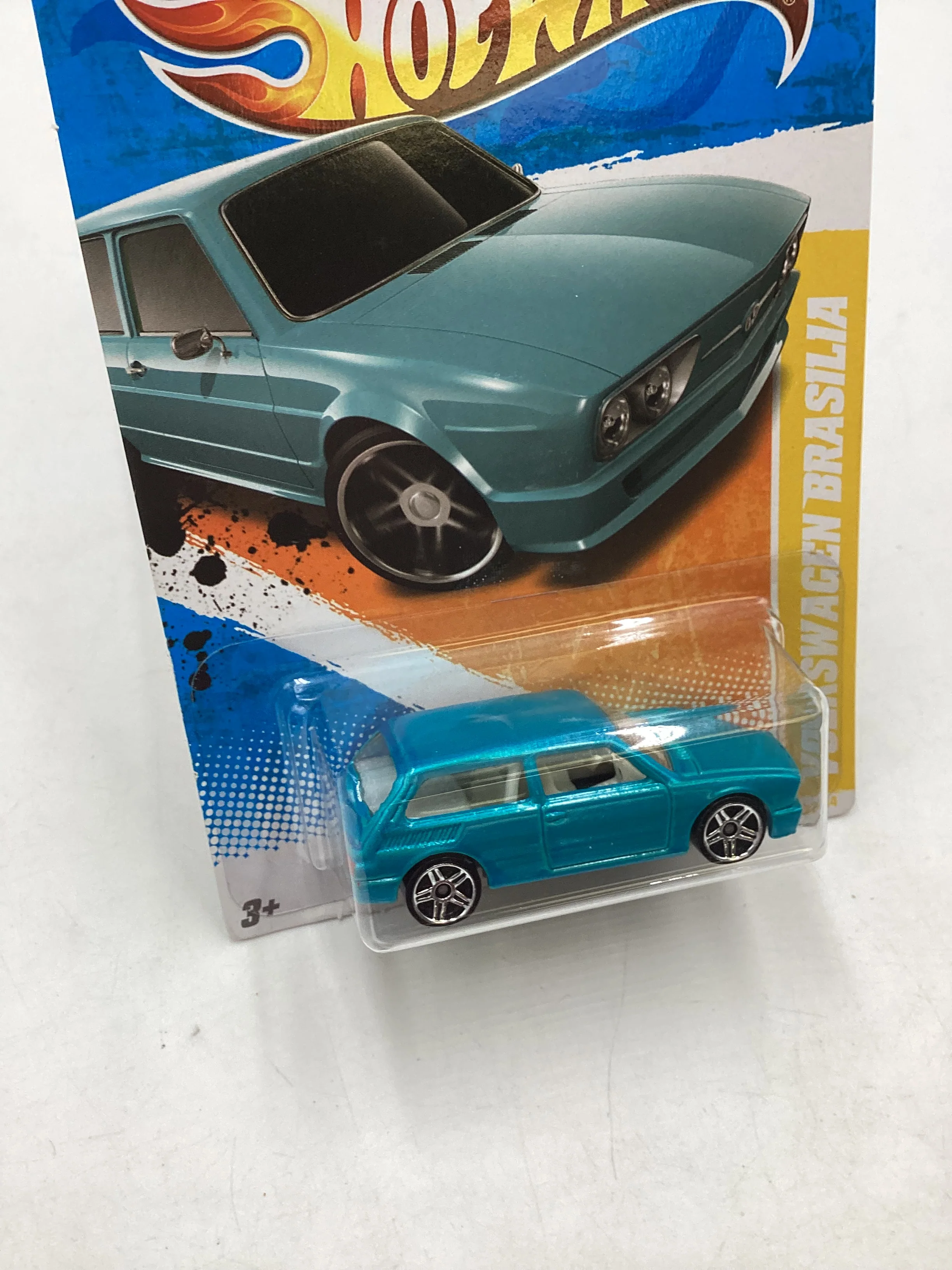 2011 Hot Wheels #8 Blue Volkswagen Brasilia 47B - Image 5