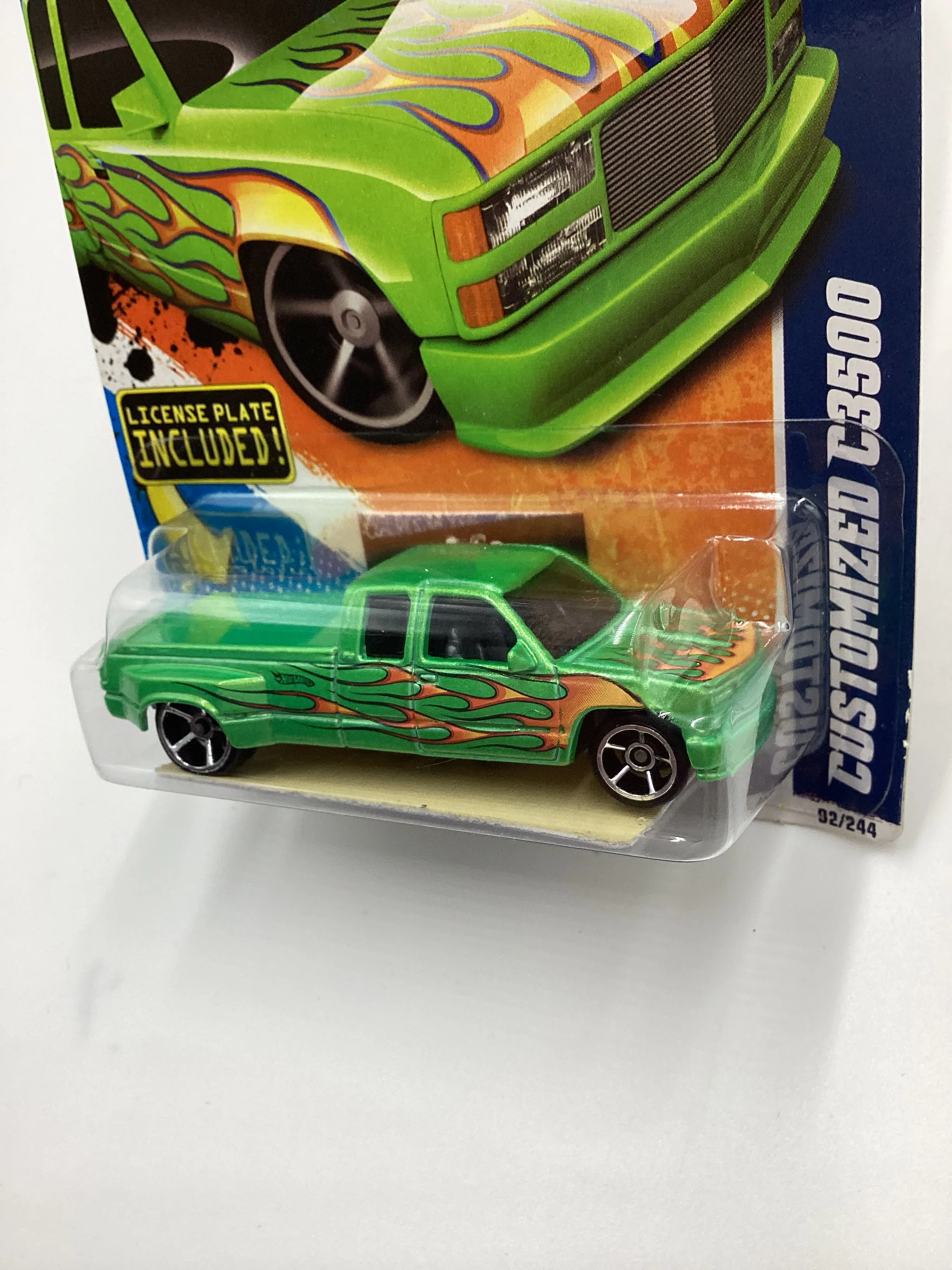 2011 Hot Wheels #92 Customized C3500 Green License Plate Card 14A - Image 4