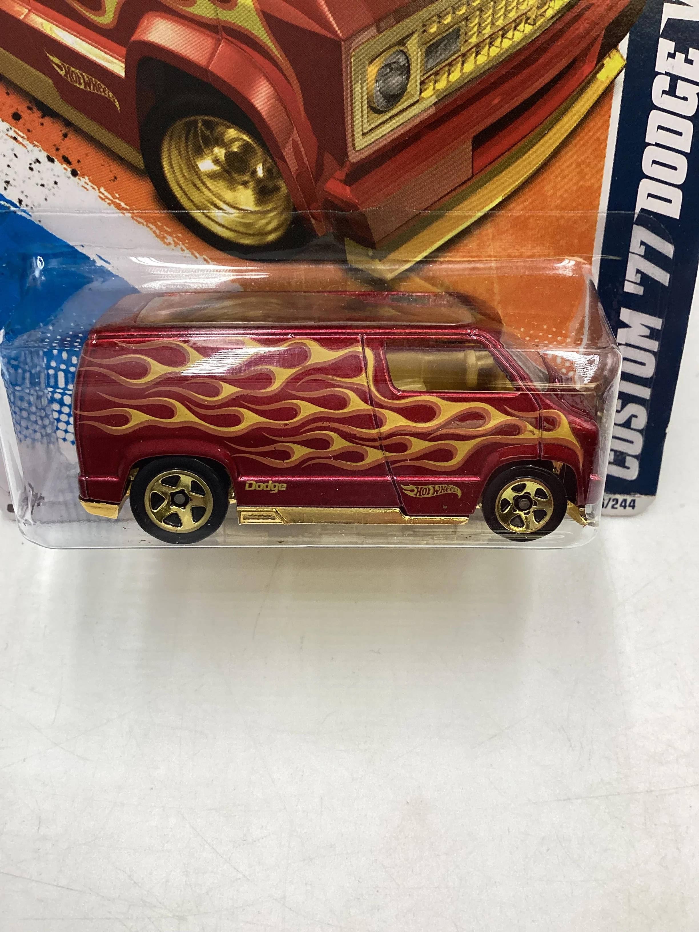 2011 Hot Wheels #96 Custom 77 Dodge Van Red - Image 3