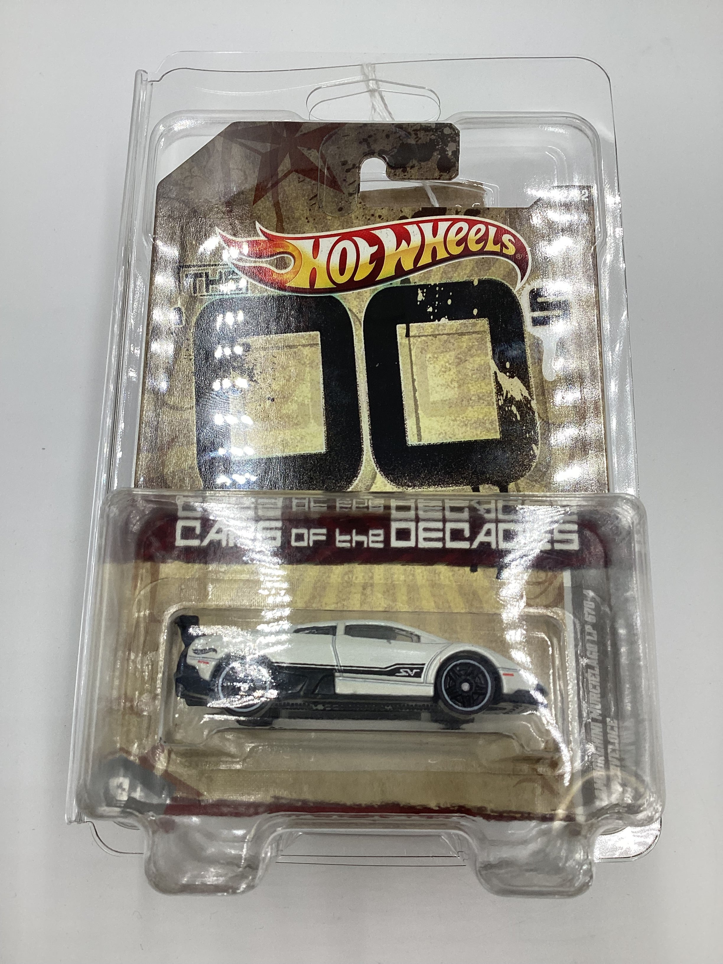 2011 Hot Wheels Cars of the Decades The 00s #32 Lamborghini Murcielago LP 670-4 Superveloce White - Image 7