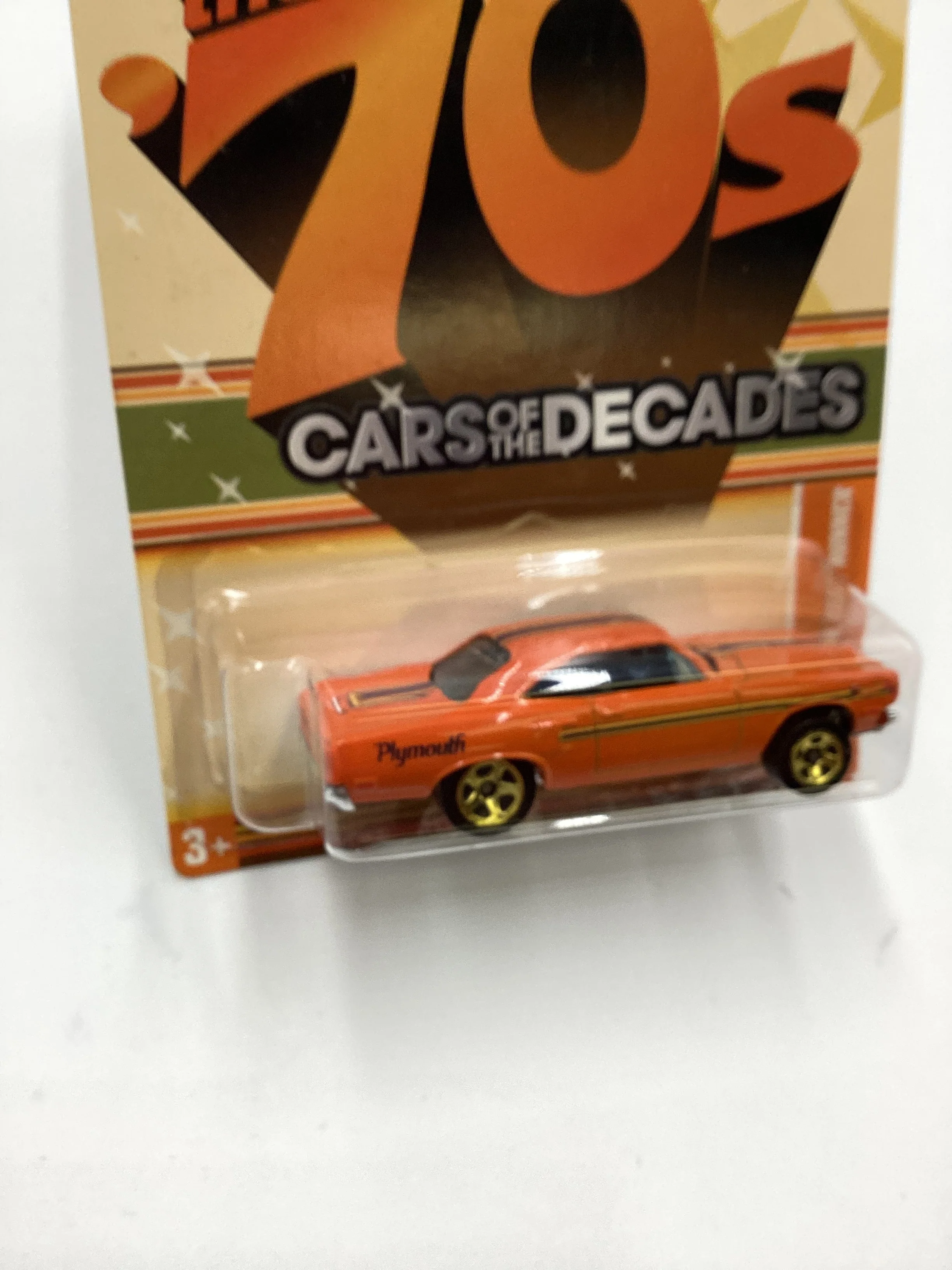 2011 Hot Wheels Cars of the Decades The 70s #19 70 Plymouth Road Runner Orange - Image 5