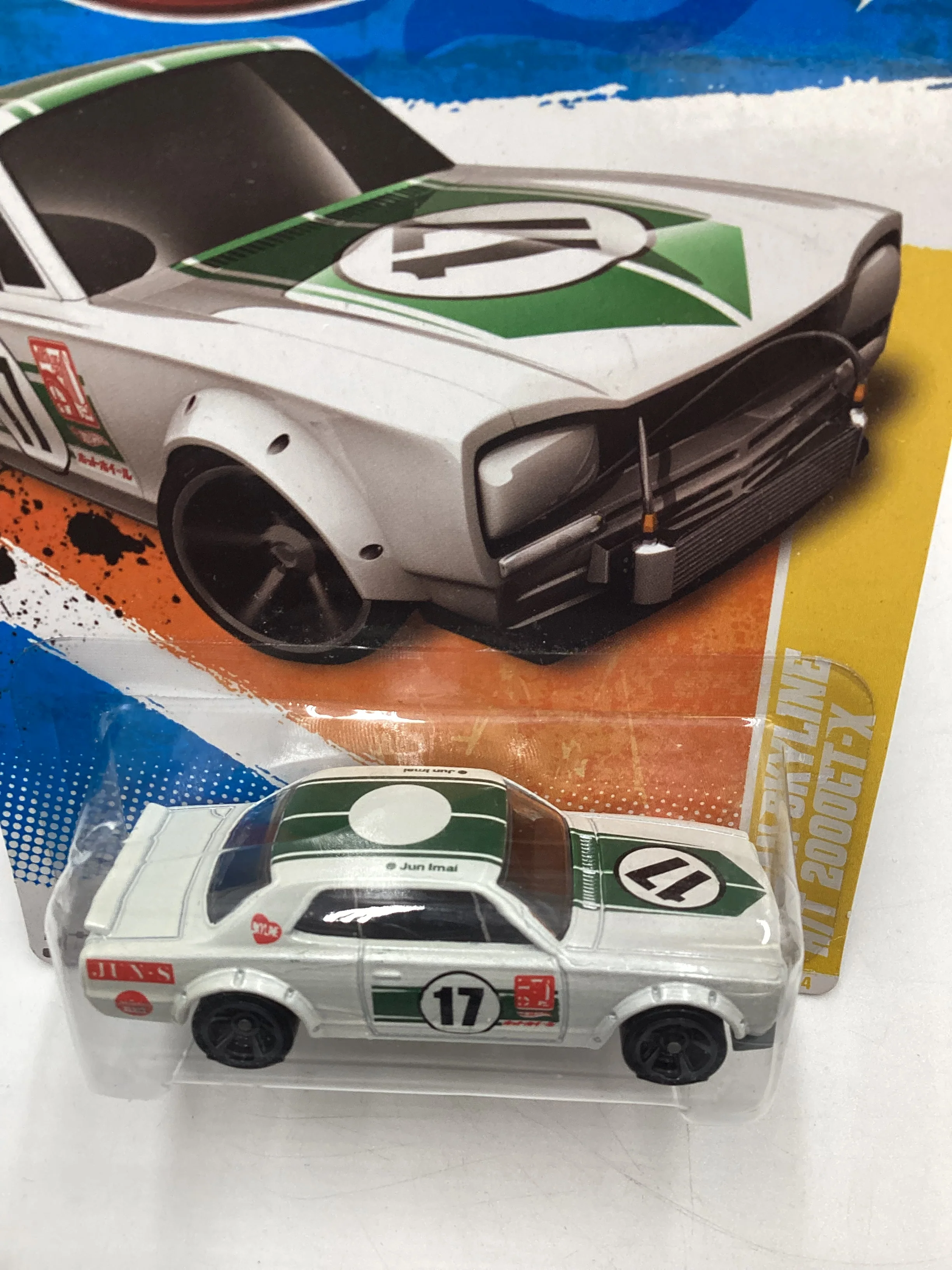2011 Hot Wheels New Models #33 Nissan Skyline H/T 2000GT-X White 82F - Image 6