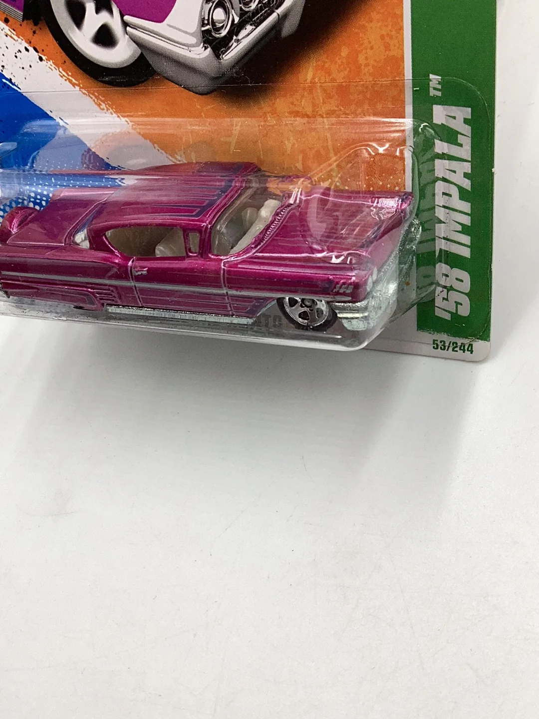 2011 hot wheels treasure hunt #53 58 Impala W/ Protector 277B - Image 4
