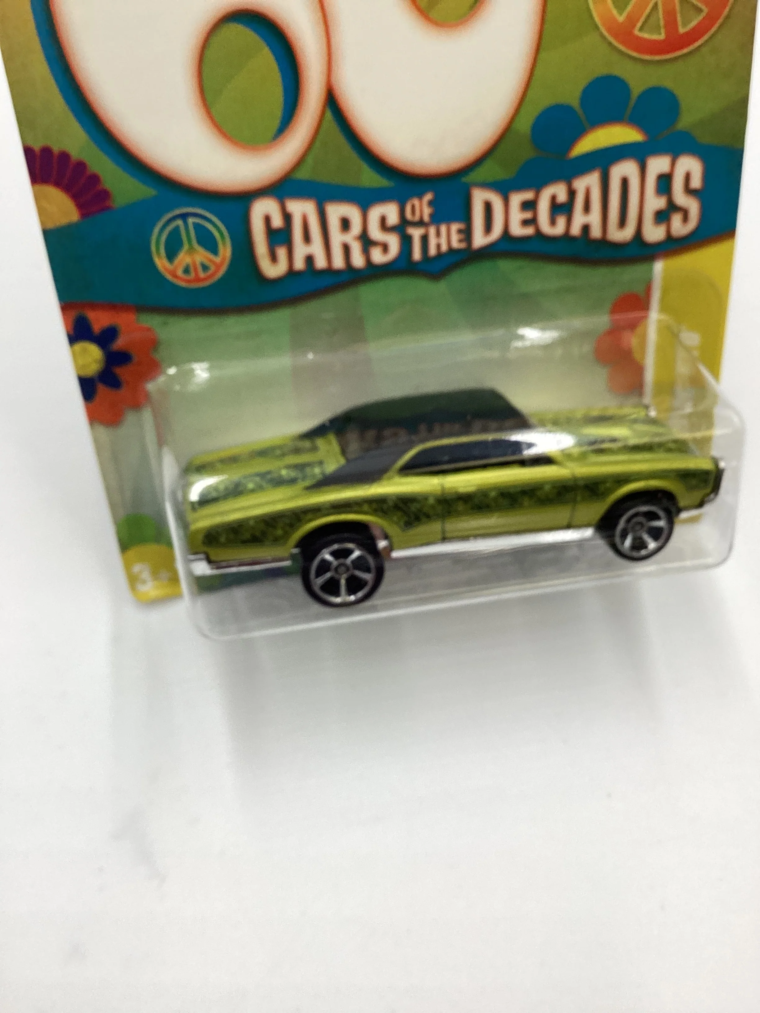 2011 Hot wheels The 60’s Cars of the Decade #13 67 Pontiac GTO Green 157F - Image 5