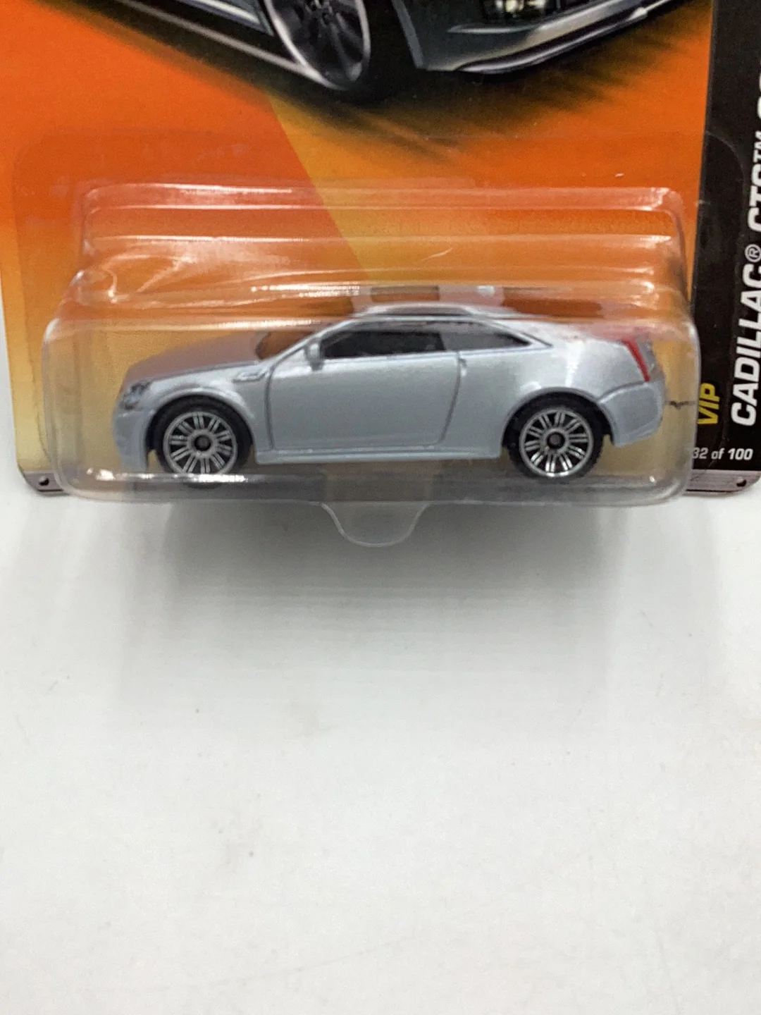 2011 Matchbox Cadillac CTS Coupe #32 with protector - Image 2