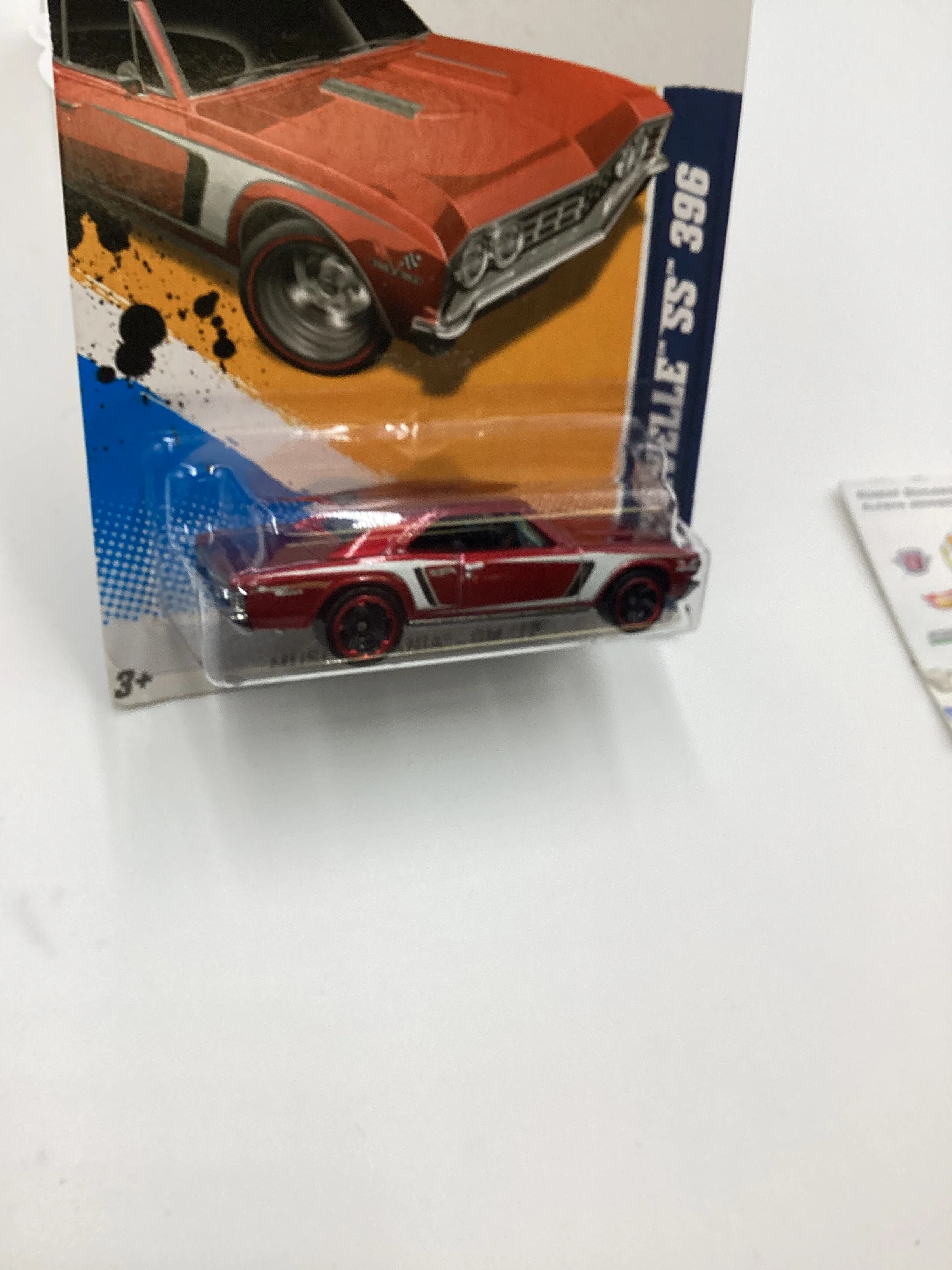 2012 Hot Wheels #110 67 Chevelle SS 396 Red - Image 5