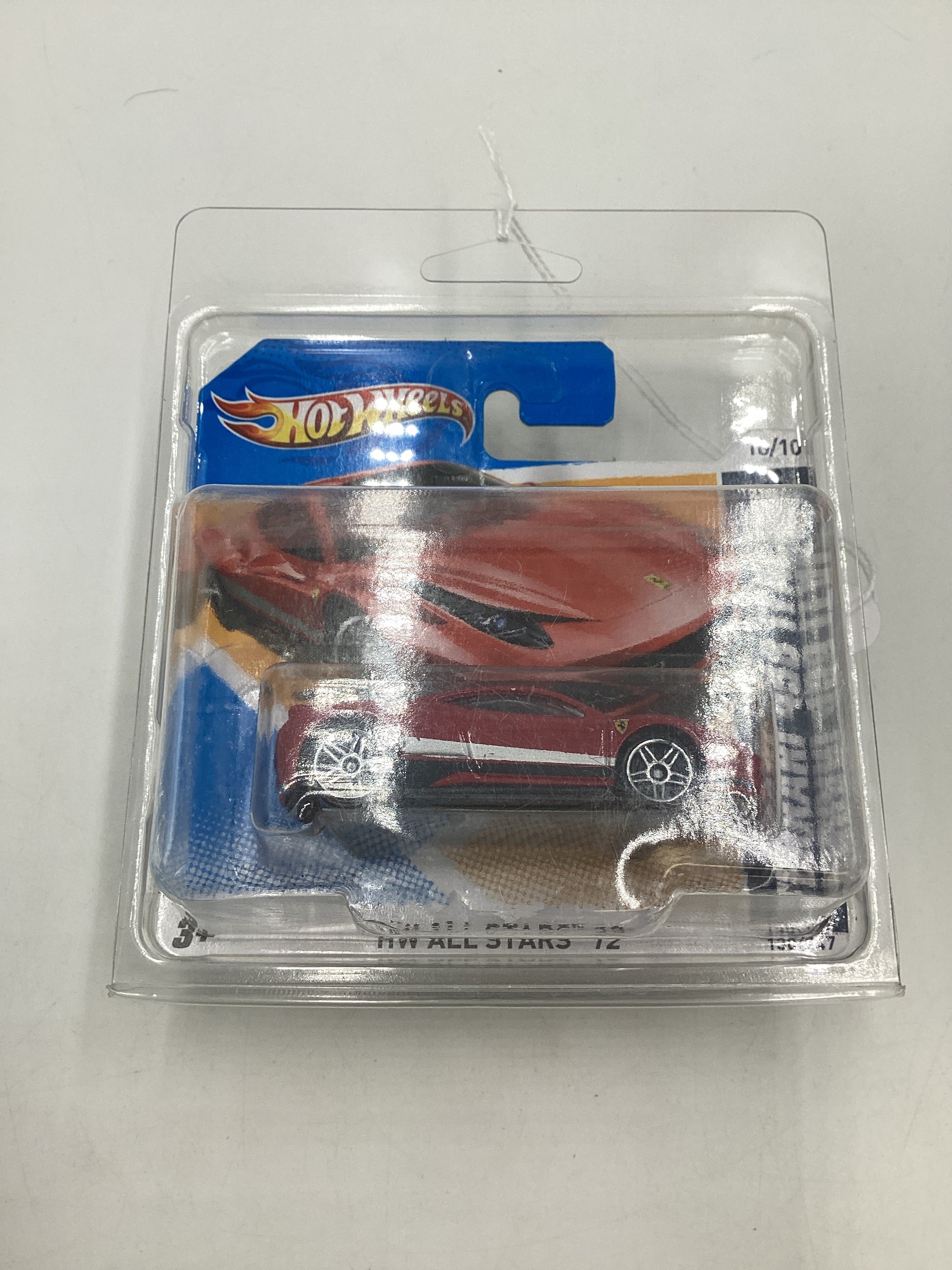 2012 Hot wheels #130 Ferrari 458 Italia Red Short Card with protector - Image 8