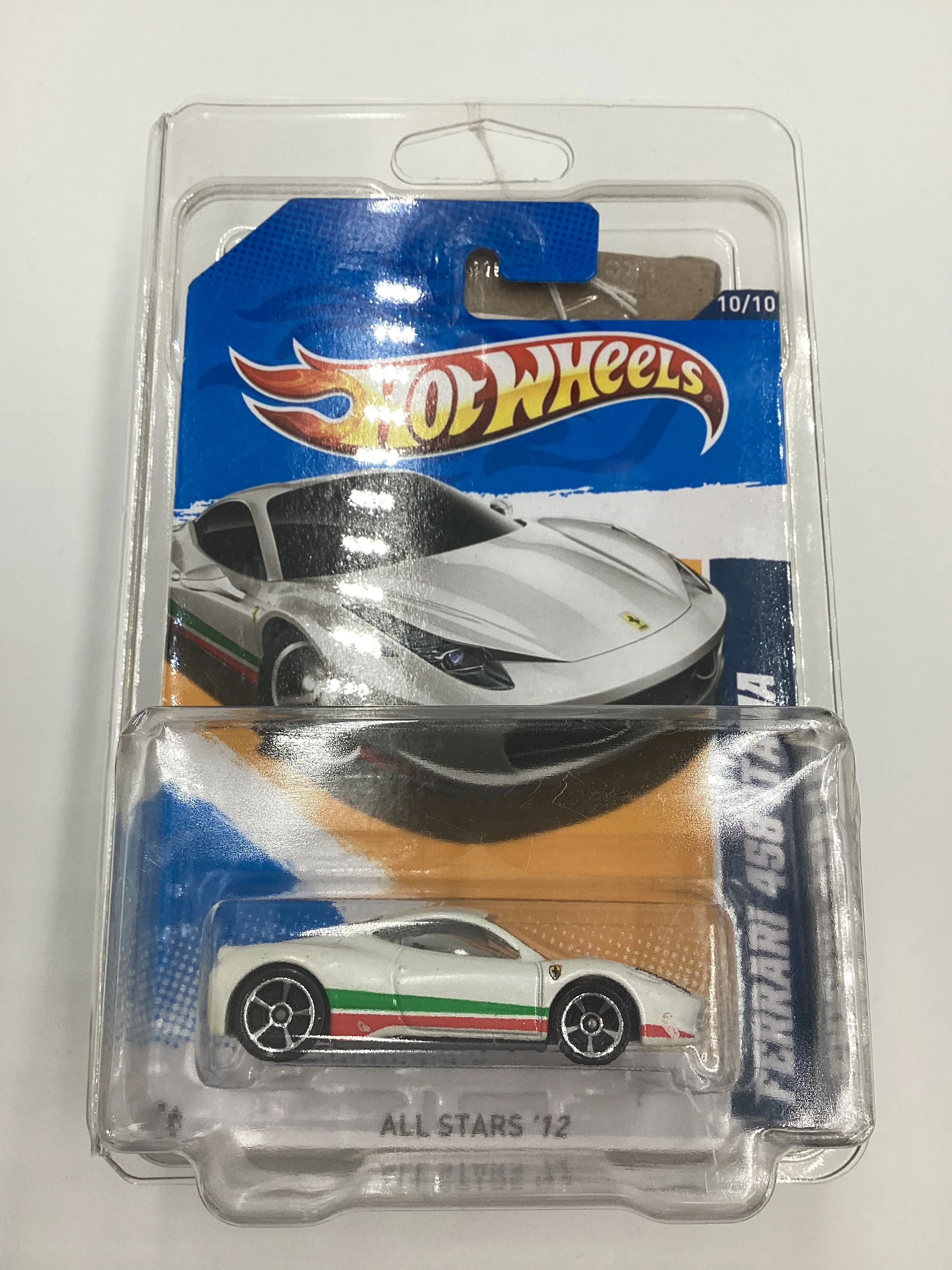 2012 Hot wheels #130 Ferrari 458 Italia White SR with protector - Image 8