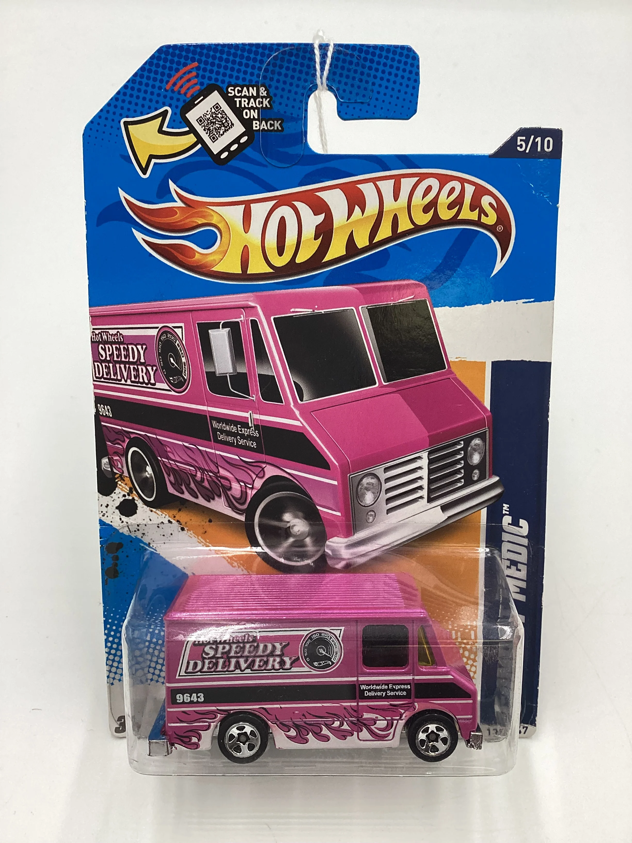 2012 Hot Wheels #135 Combat Medic Pink Walmart Exclusive 239A - Image 2
