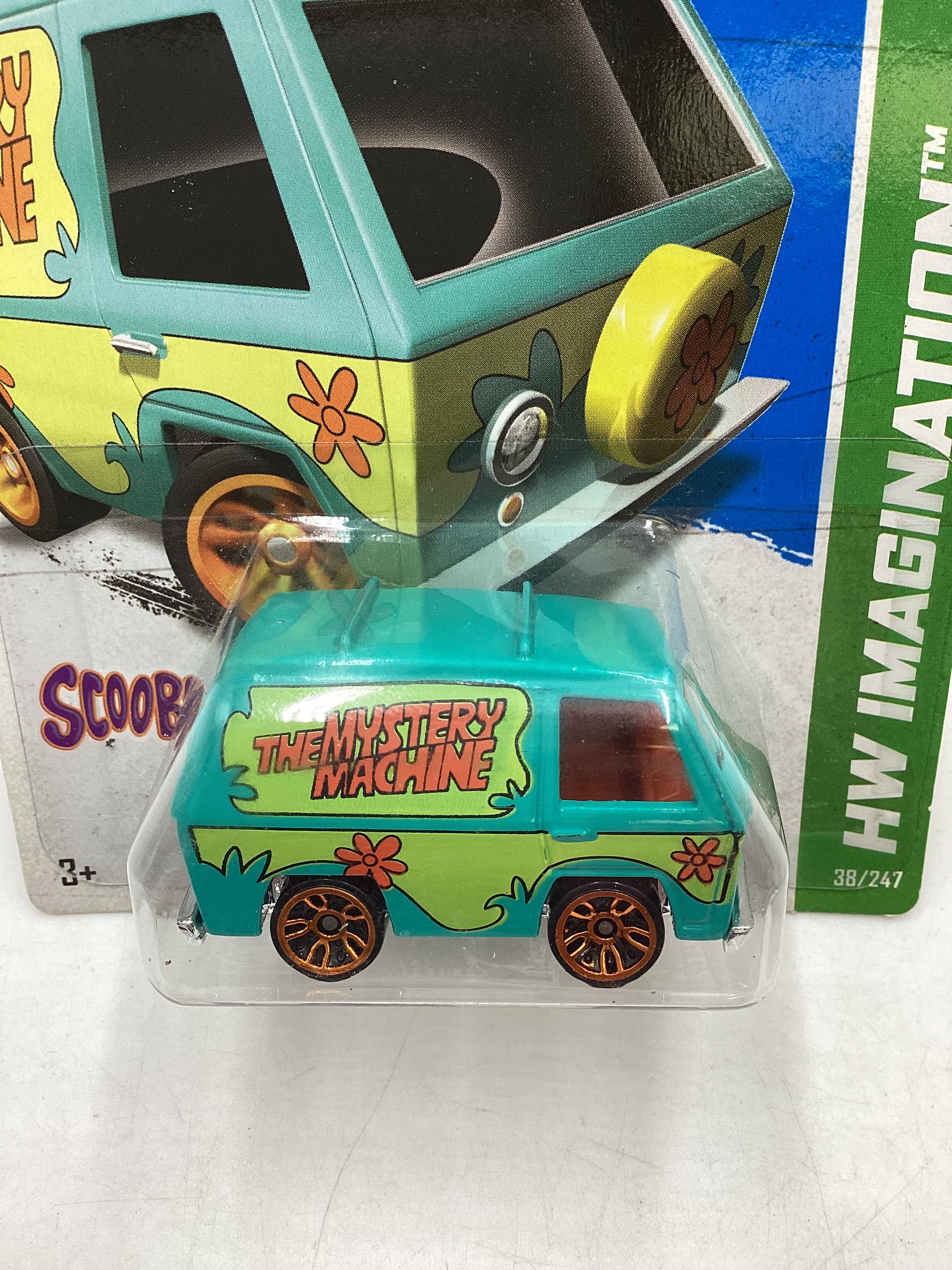 2012 Hot wheels #38 The Mystery Machine 123C - Image 3