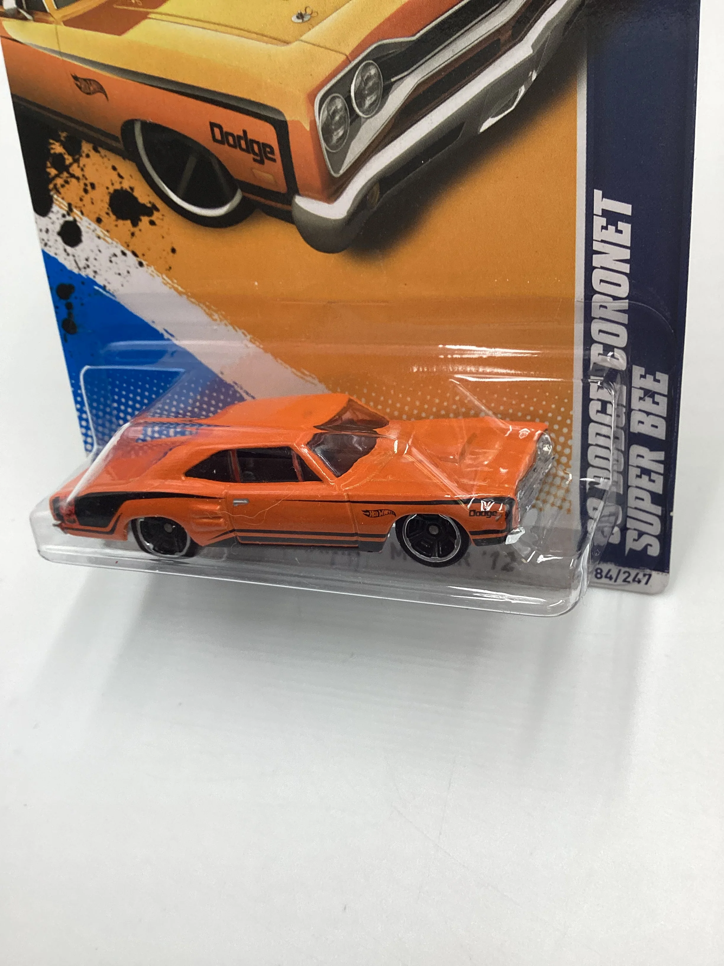 2012 Hot Wheels #84 69 Dodge Coronet Super Bee Orange Pink Window Variation SR - Image 4