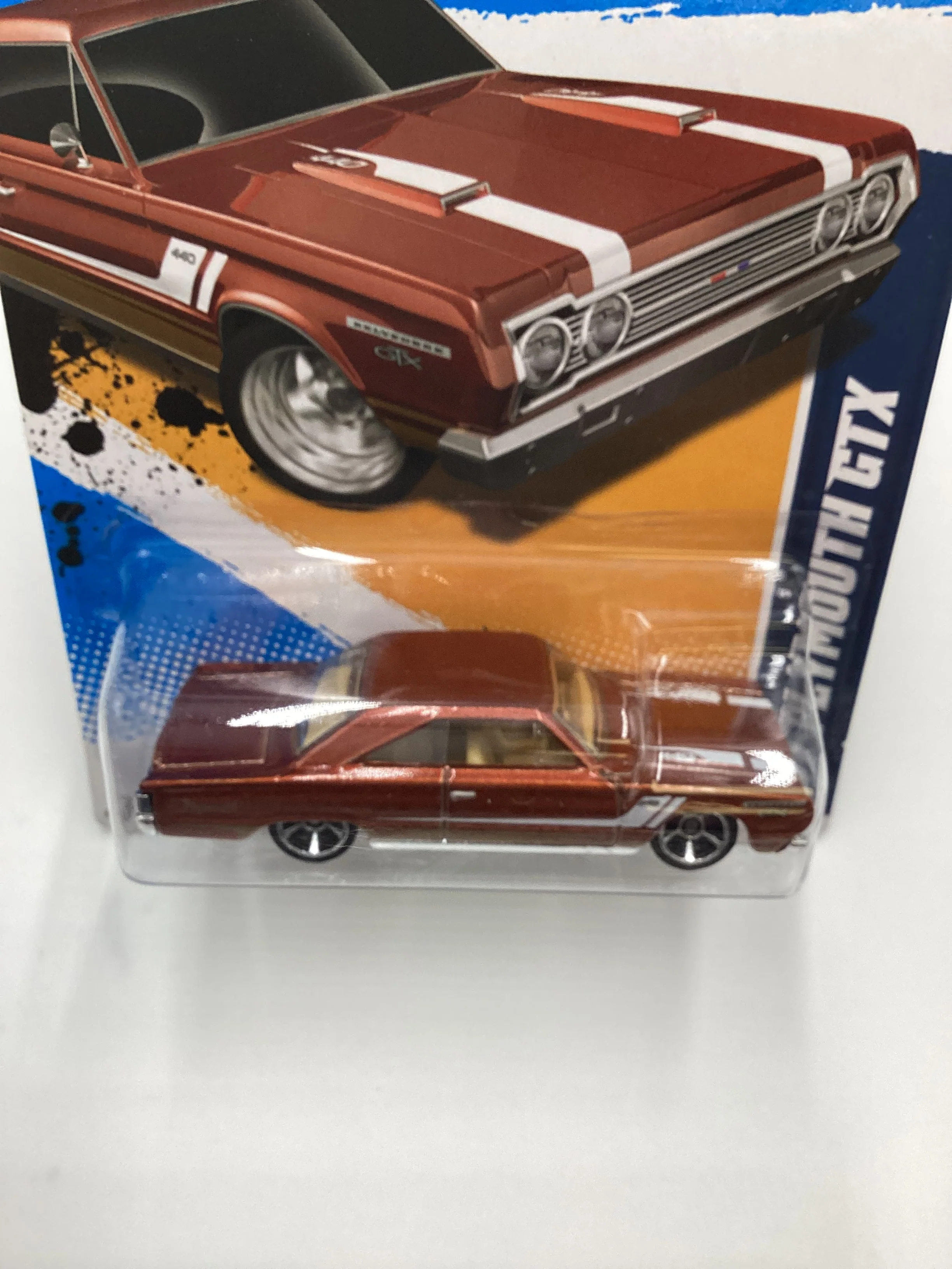 2012 Hot Wheels #86 67 Plymouth GTX Brown 54A - Image 6