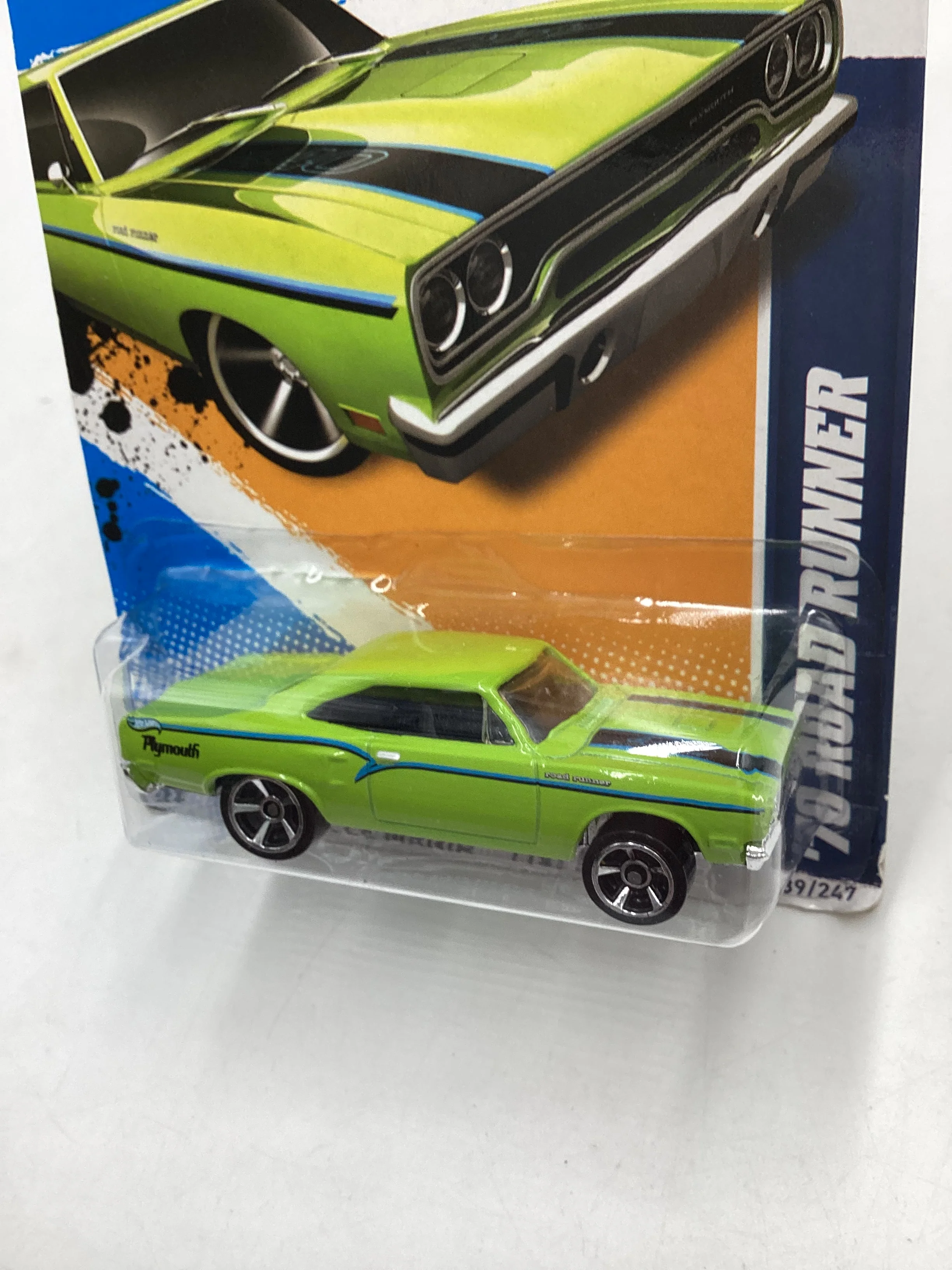 2012 Hot Wheels Muscle Mania Mopar #89 70 Road Runner Lime Green 39E - Image 4