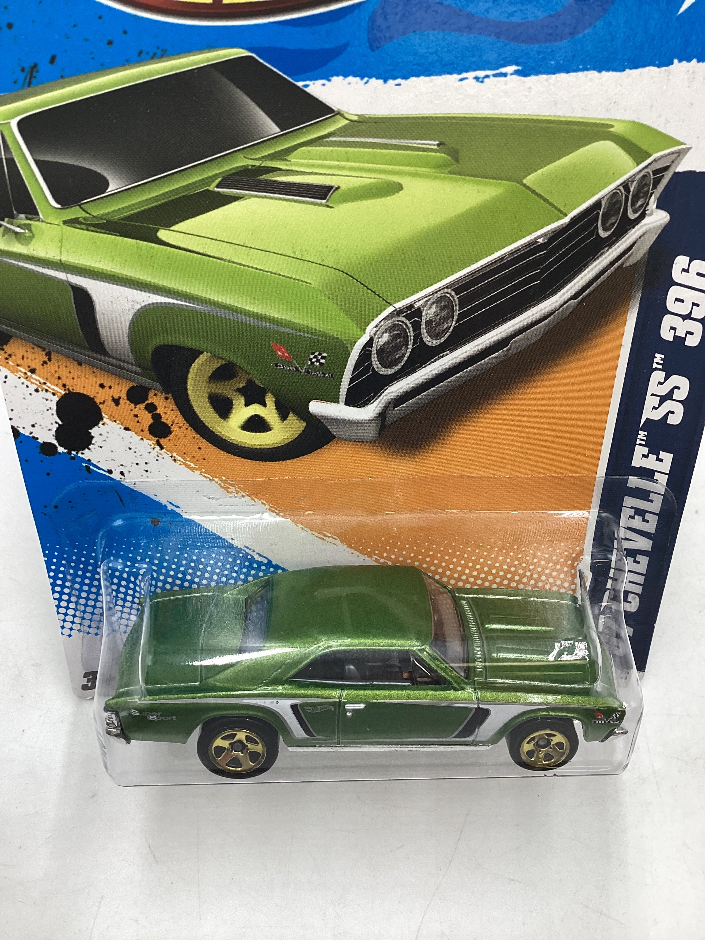 2012 Hot Wheels #110 67 Chevelle SS 396 Green 17B - Image 6