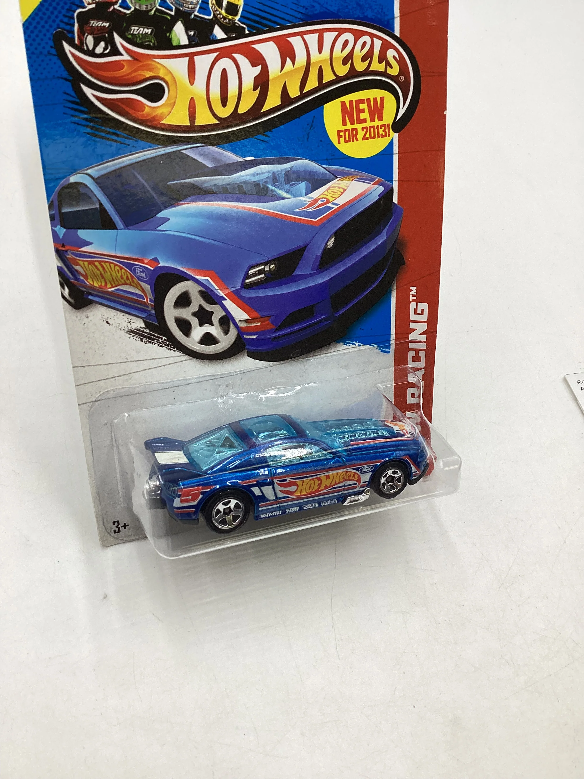 2013 Hot Wheels #106 13 Ford Mustang GT 22H - Image 5