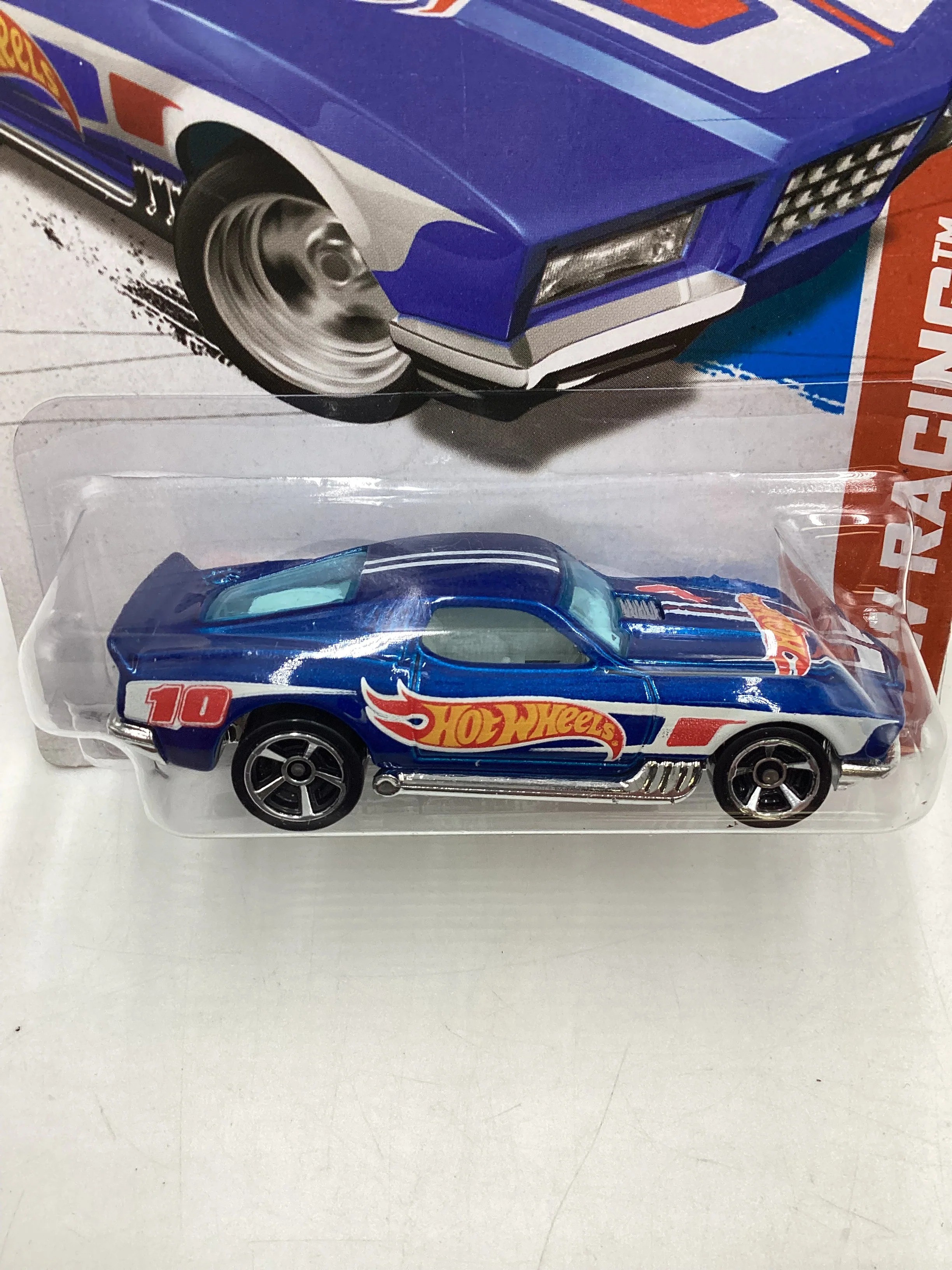2013 Hot wheels #108 Blvd. Bruiser Blue 12i - Image 3