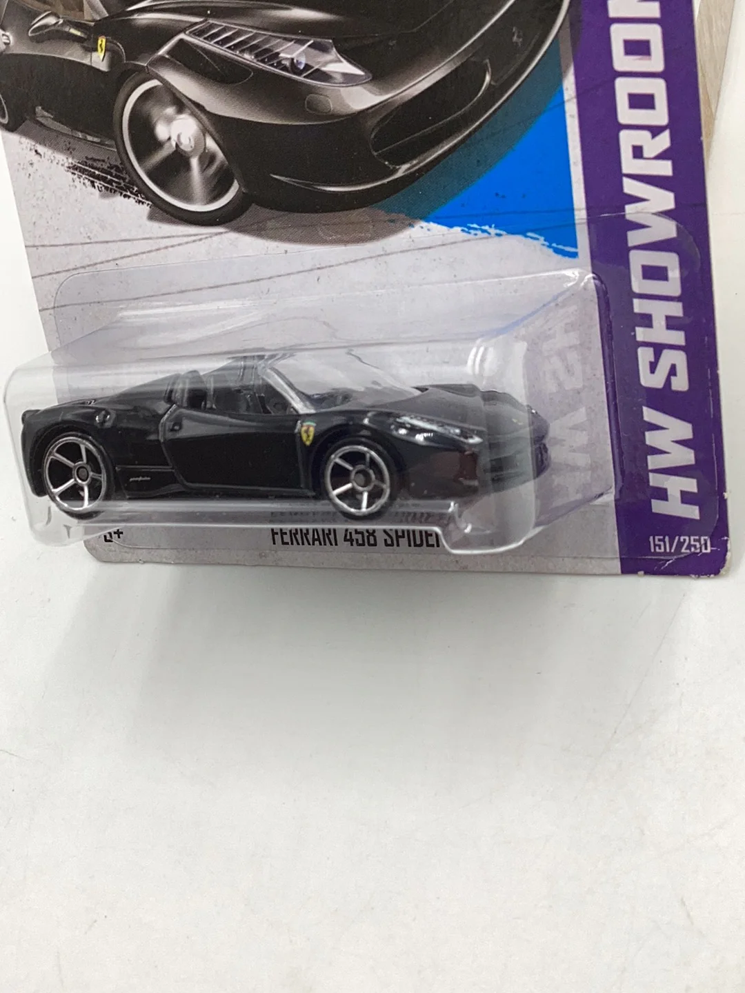 2013 hot wheels #151 Ferrari 458 Spider VHTF black interior with protector - Image 4