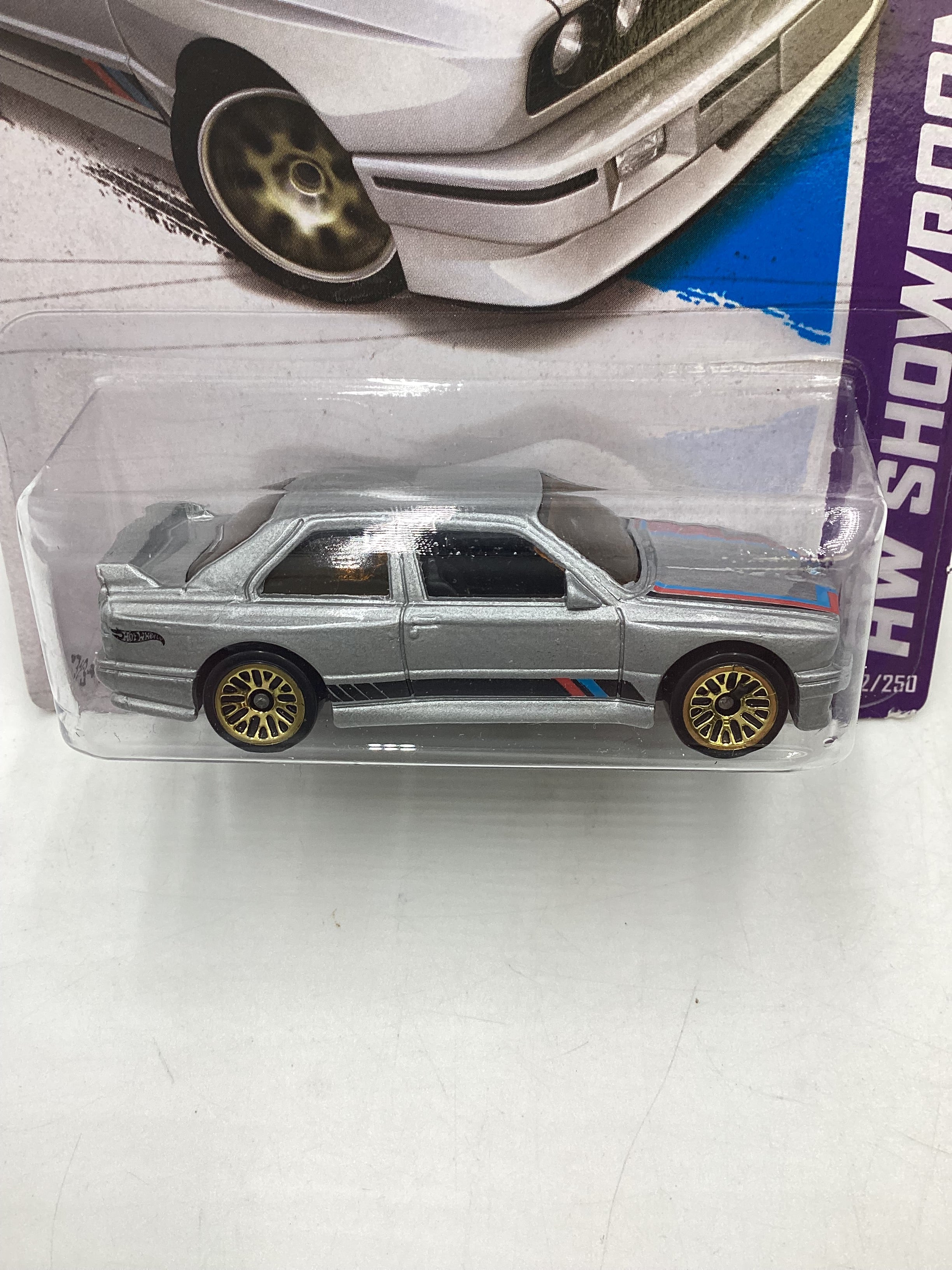 2013 Hot Wheels #172 HW Showroom 92 BMW M3 Silver 109H - Image 3