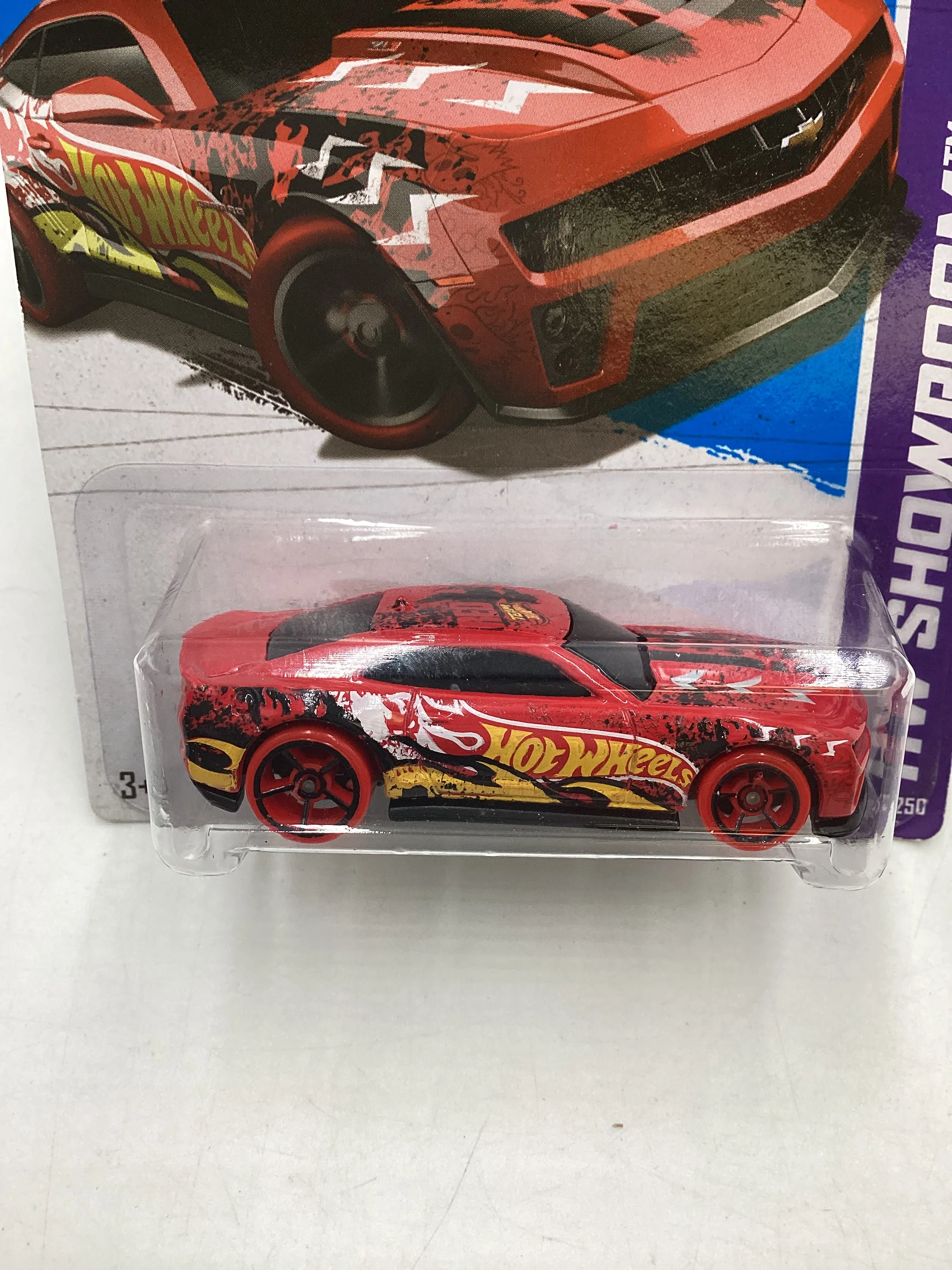 2013 Hot Wheels #192 12 Camaro ZL1 Red 3B - Image 3