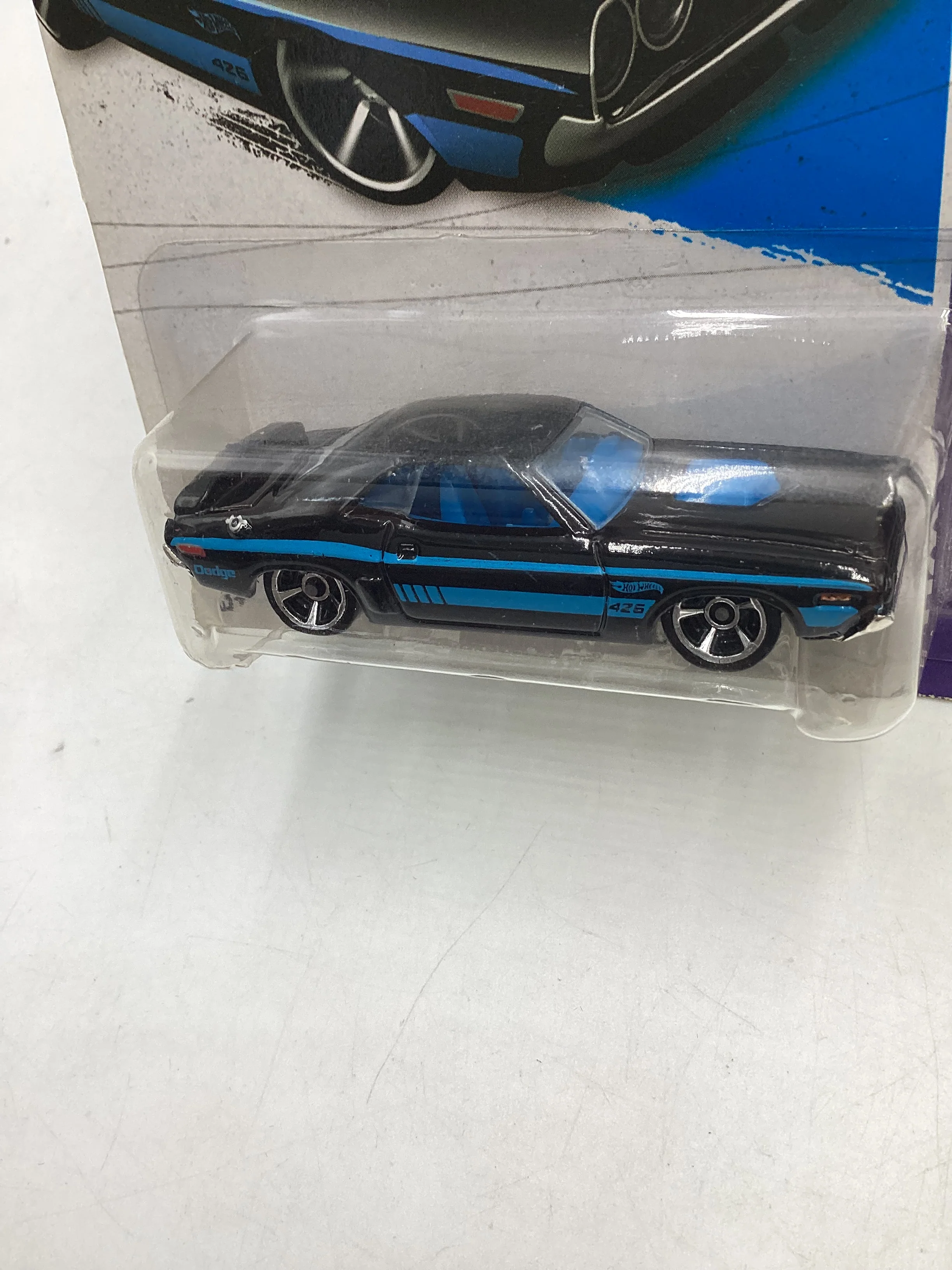 2013 Hot Wheels #222 71 Dodge Challenger Black 39D - Image 4