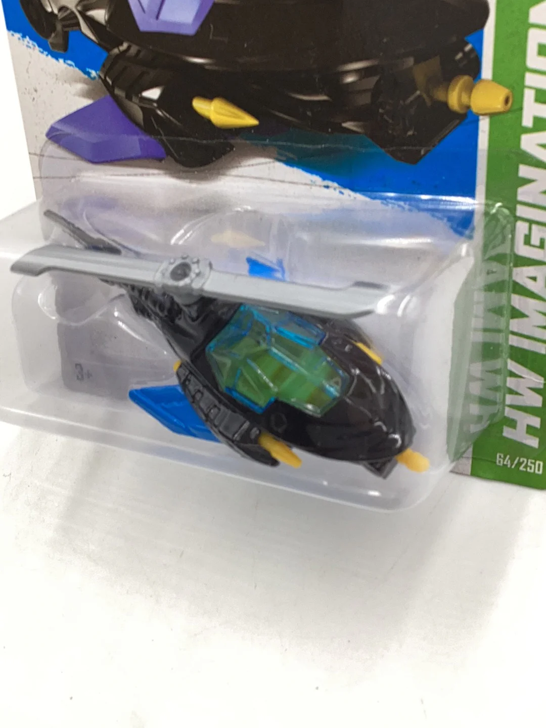 2013 Hot wheels #64 Batcopter 118A - Image 4