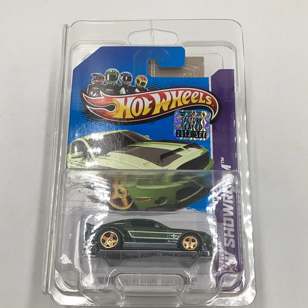 2013 hot wheels super treasure hunt #155 10 Ford Shelby GT500 Supersnake W/Protector - Image 7