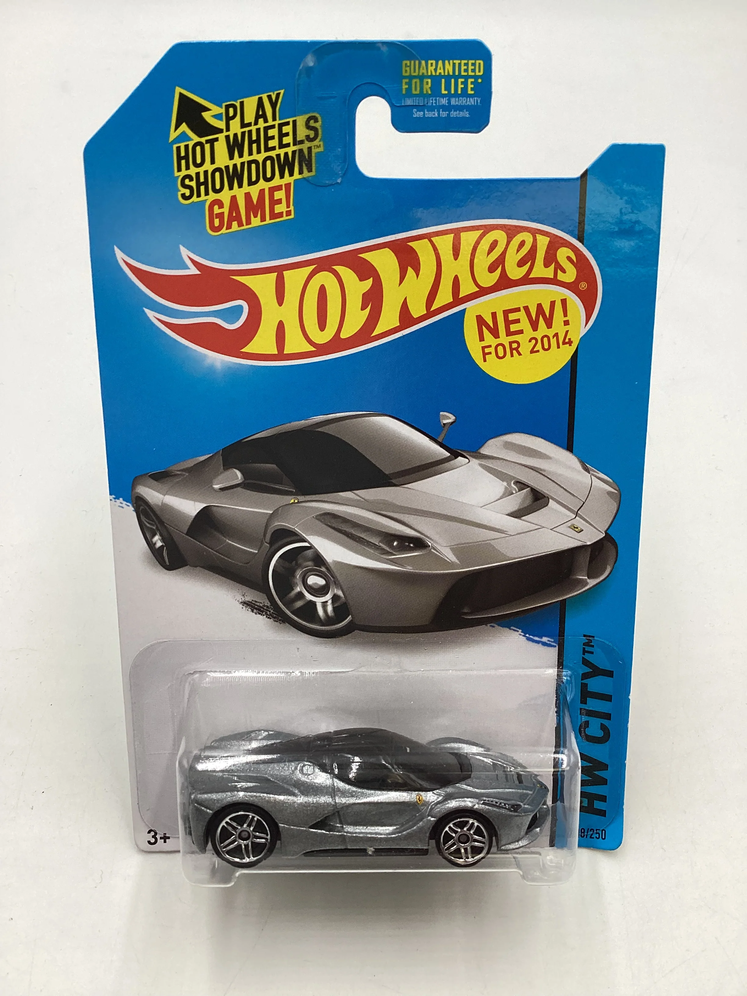 2014 Hot wheels #38 Laferrari Silver w/Protector - Image 2