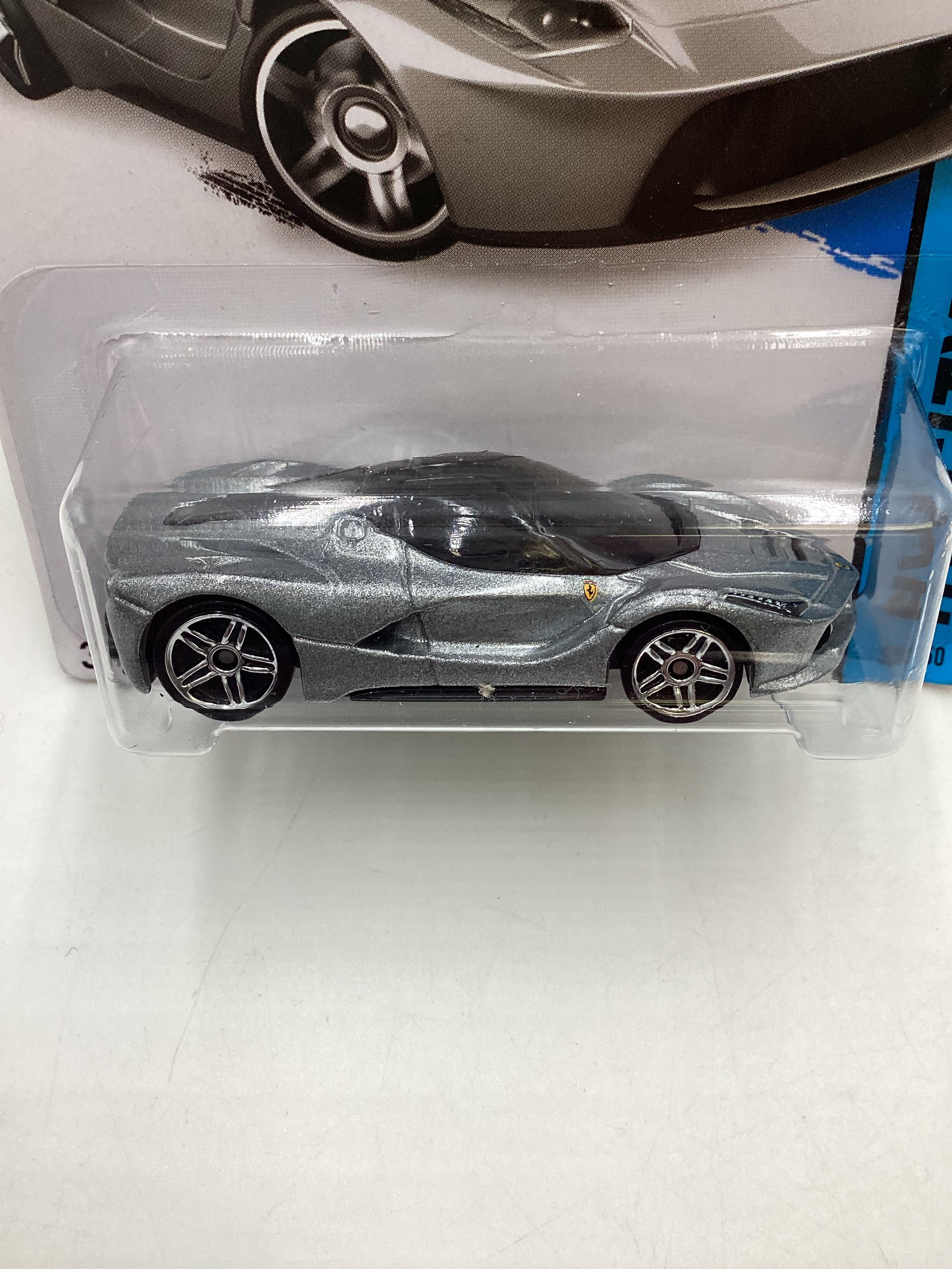 2014 Hot wheels #38 Laferrari Silver w/Protector - Image 3