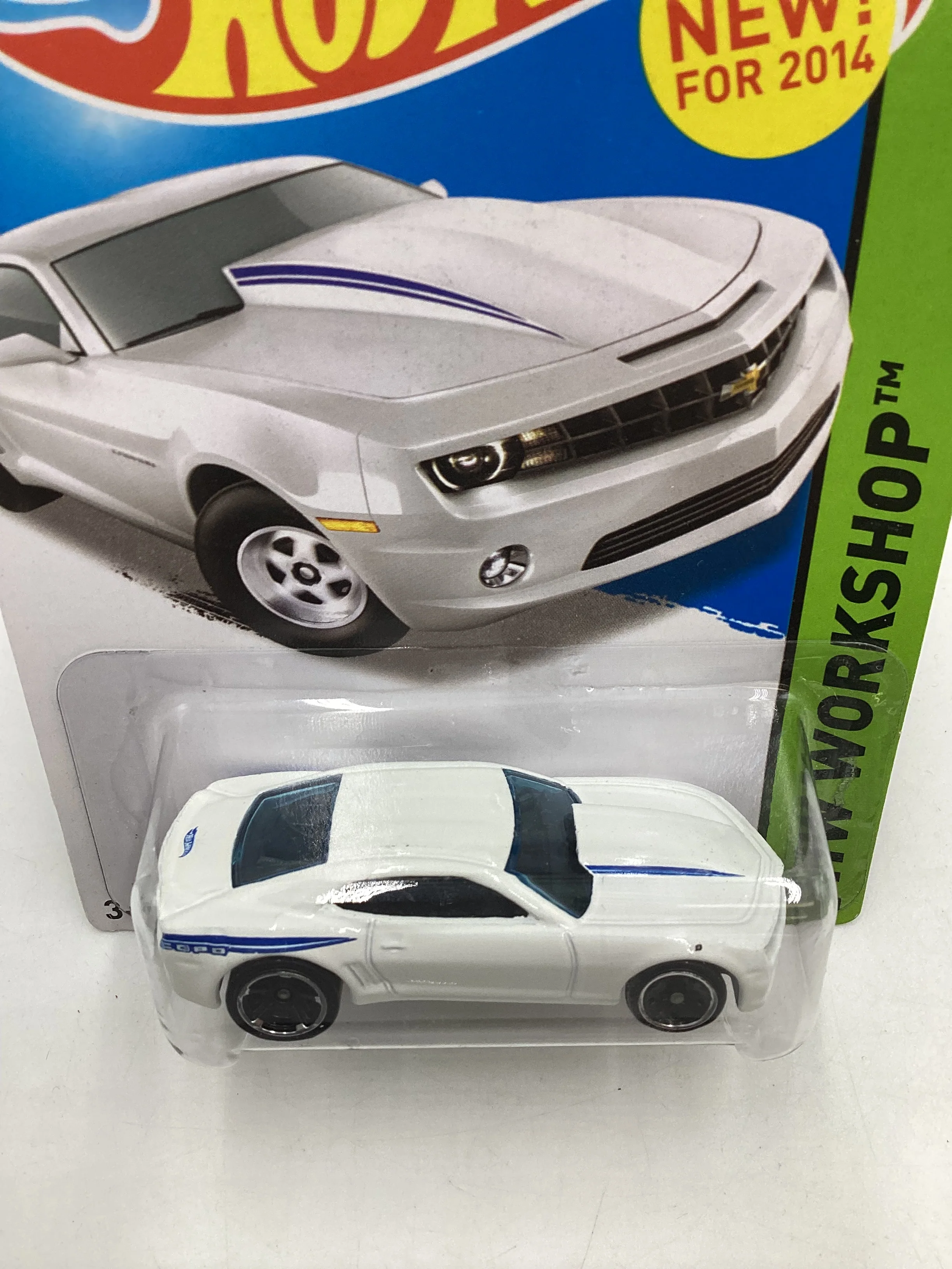 2014 Hot Wheels #229 White 14 Copo Camaro 16F - Image 6