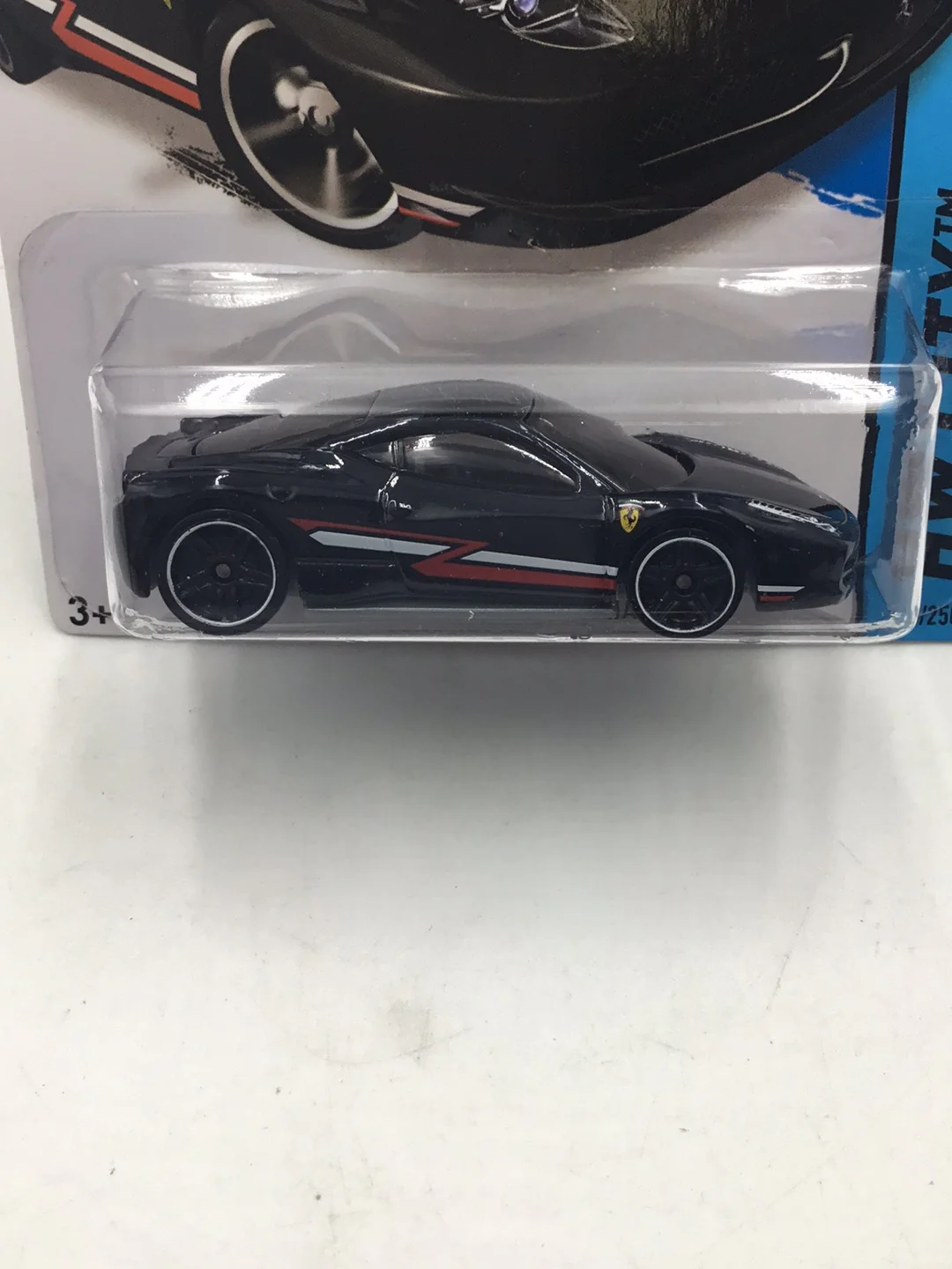 2014 hot wheels #35 Ferrari 458 Italia SS4 - Image 2