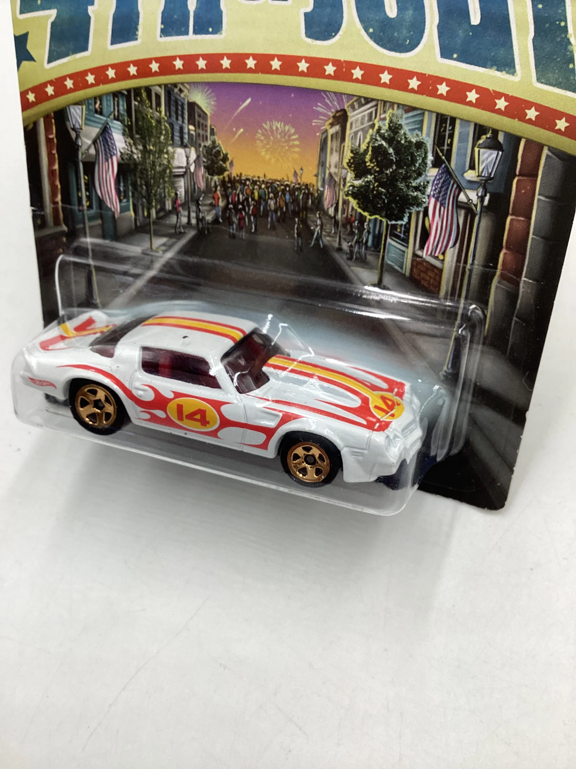 2014 Hot wheels 4th of July 2/6 81 Camaro 160K - Image 4