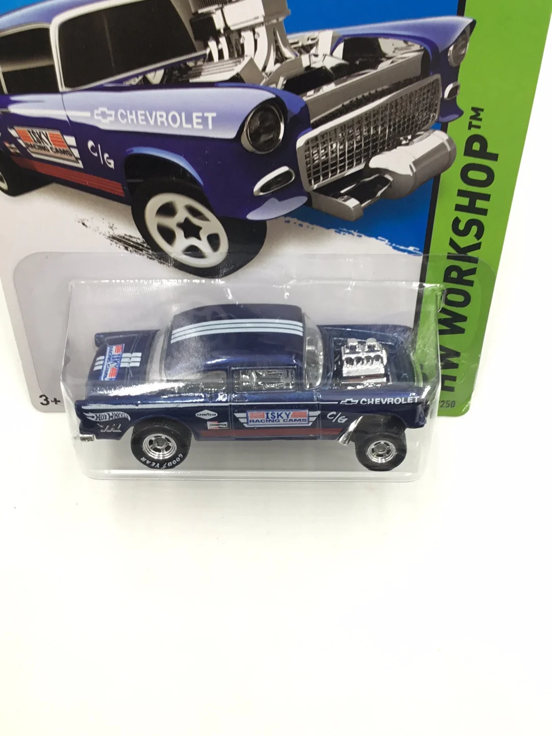 2014 hot wheels super treasure hunt 1955 Chevy Bel Air Gasser #241 W/Protector - Image 4