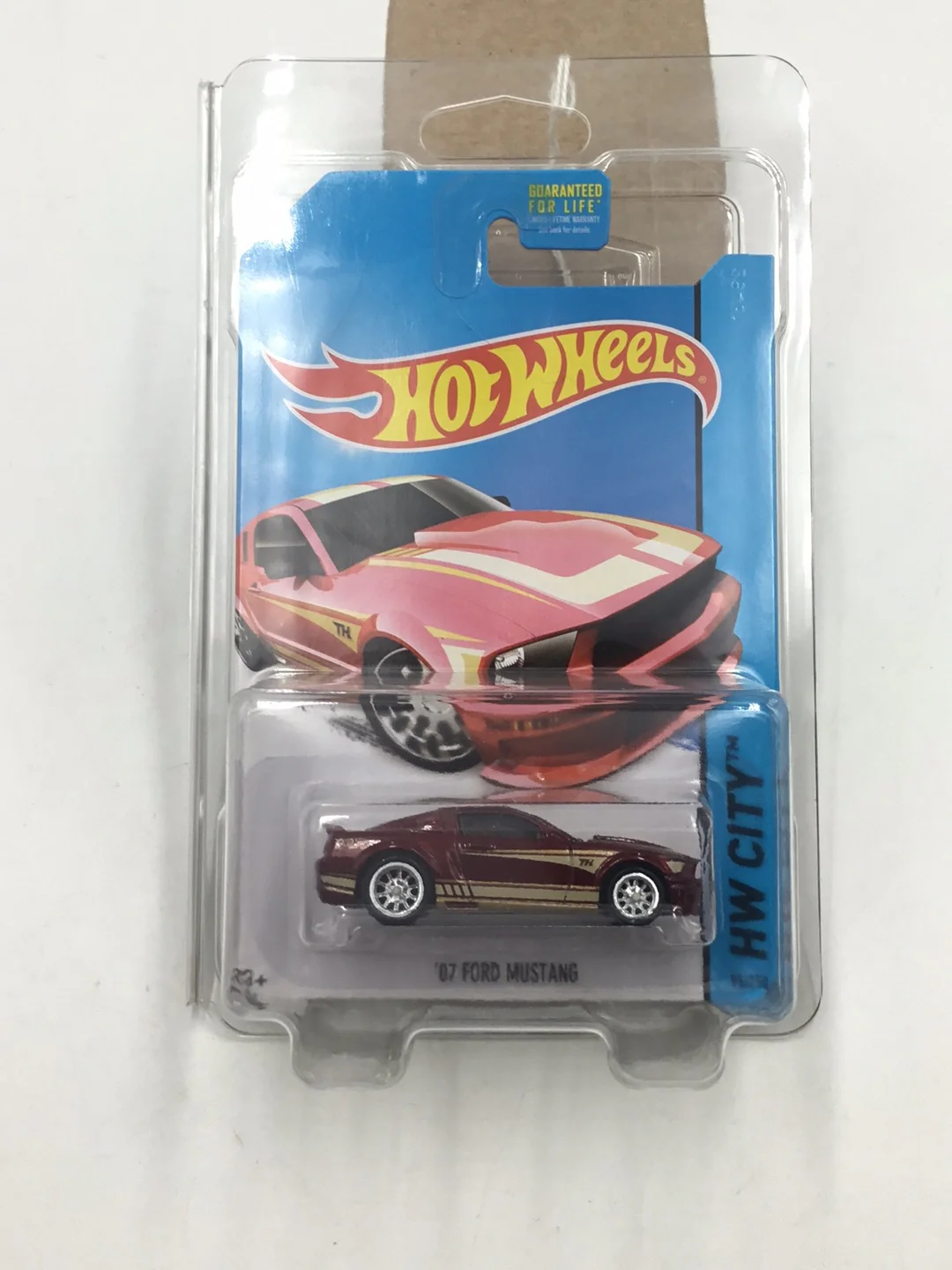 2014 hot wheels super treasure hunt #95 07 Ford Mustang W/Protector - Image 8