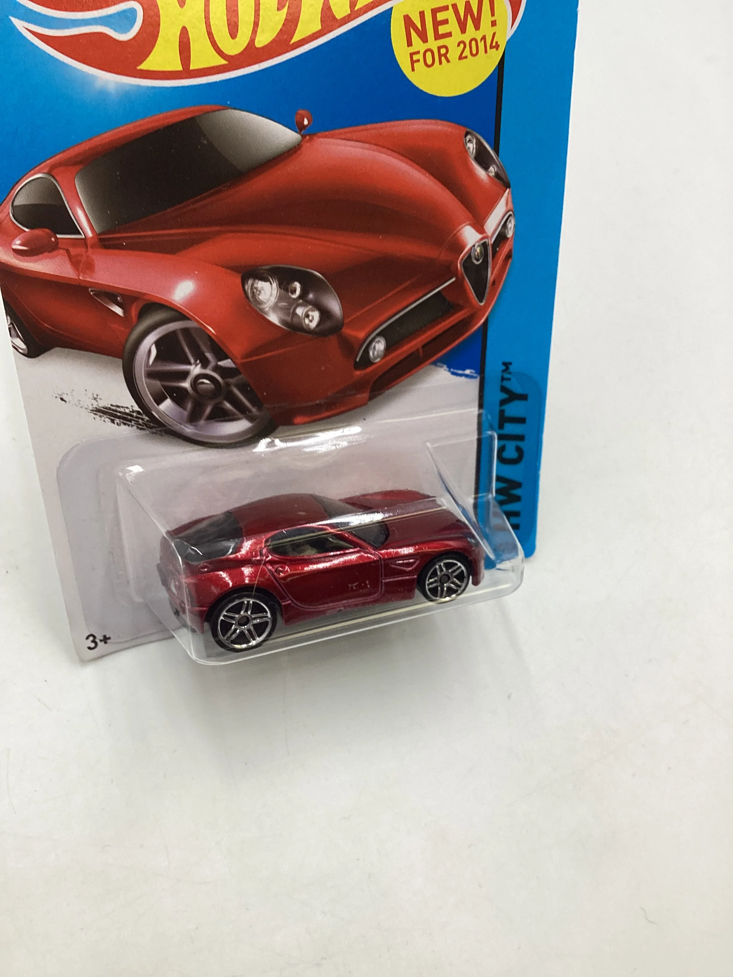 2014 Hot Wheels #29 Alfa Romeo 8C Competizione Red 67E - Image 5