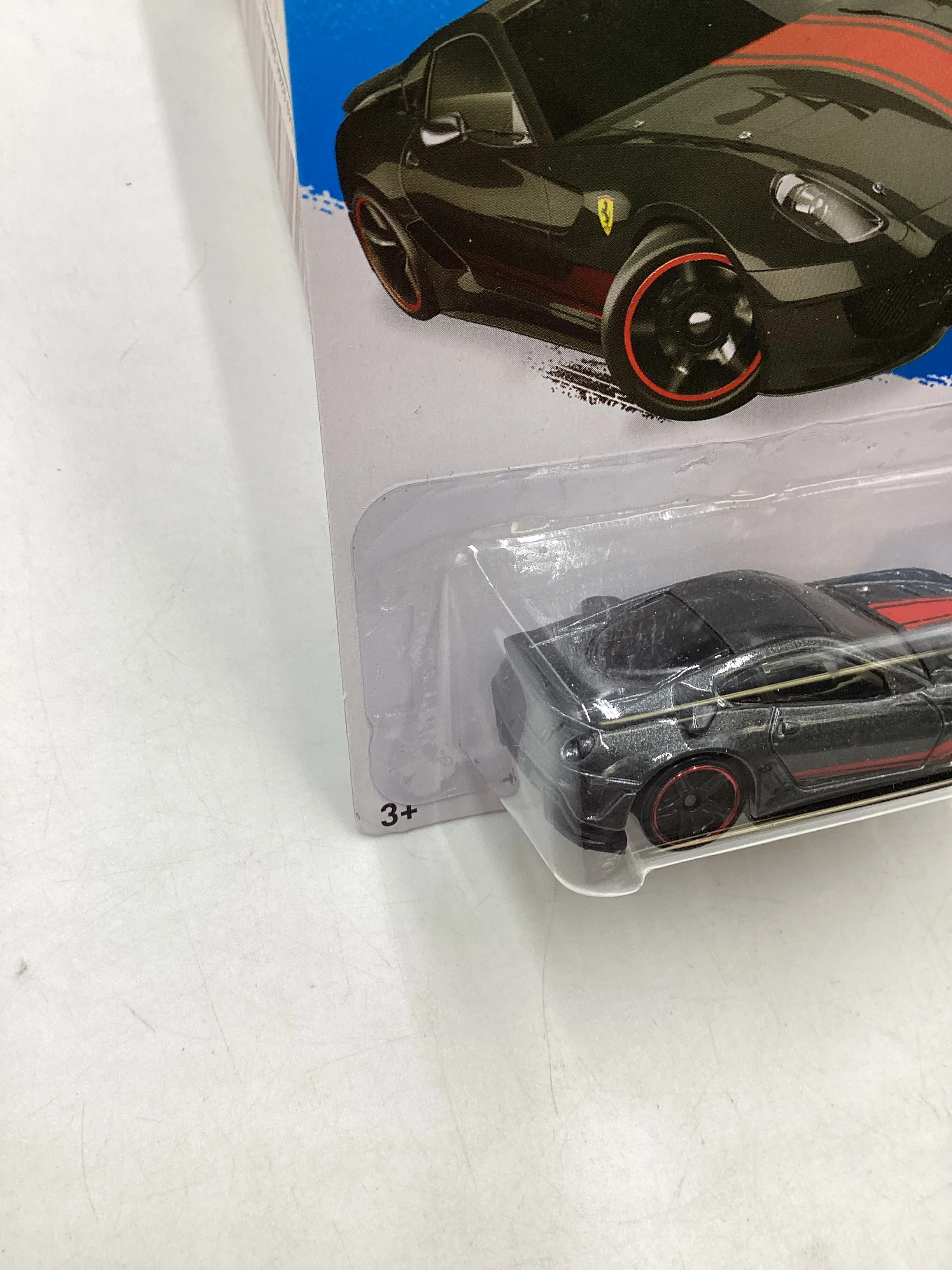 2015 Hot Wheels #188 Ferrari 599XX Black with protector - Image 5
