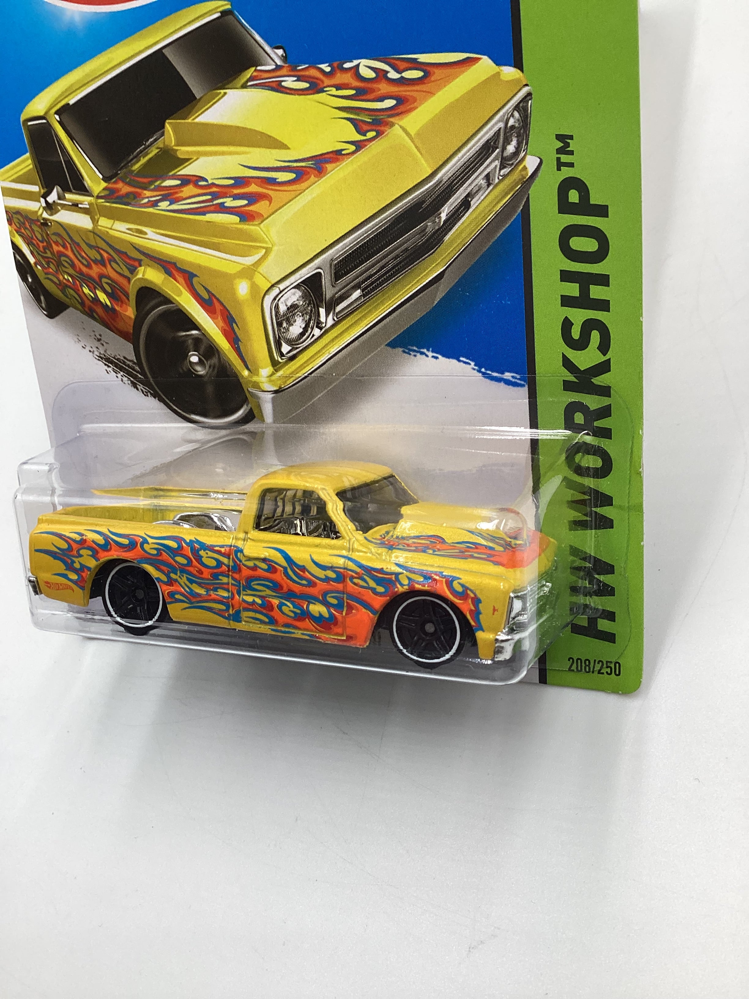 2015 Hot Wheels #208 67 Chevy C10 Yellow 14B - Image 4