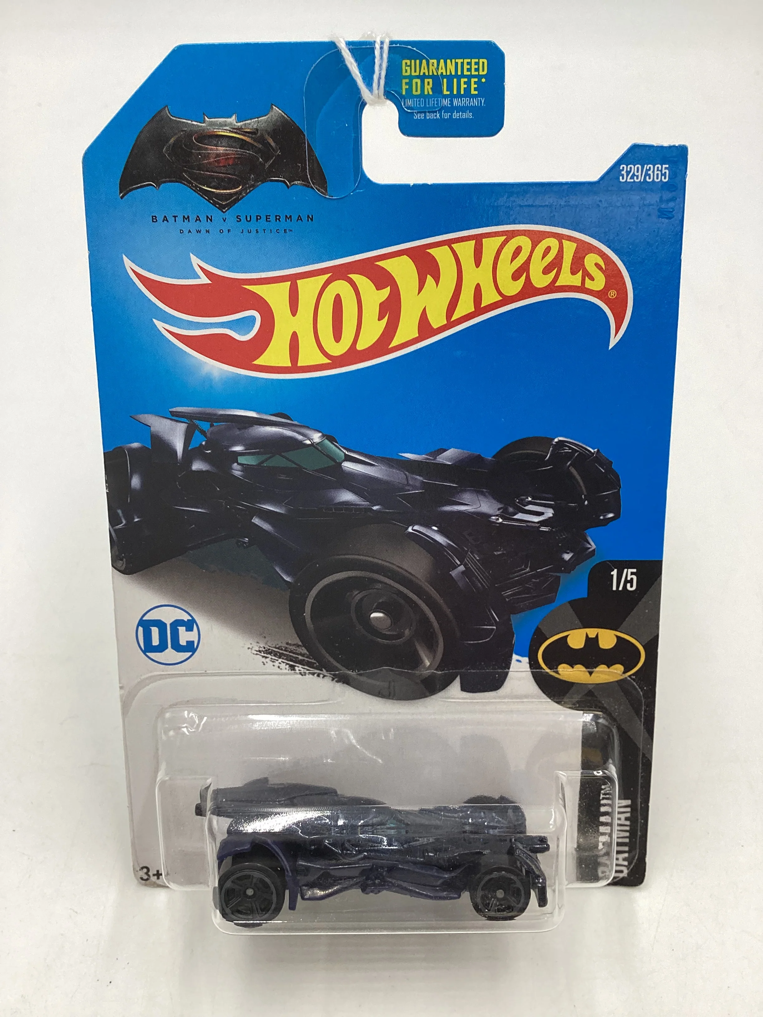 2015 Hot wheels #329 Batmobile 113H - Image 2