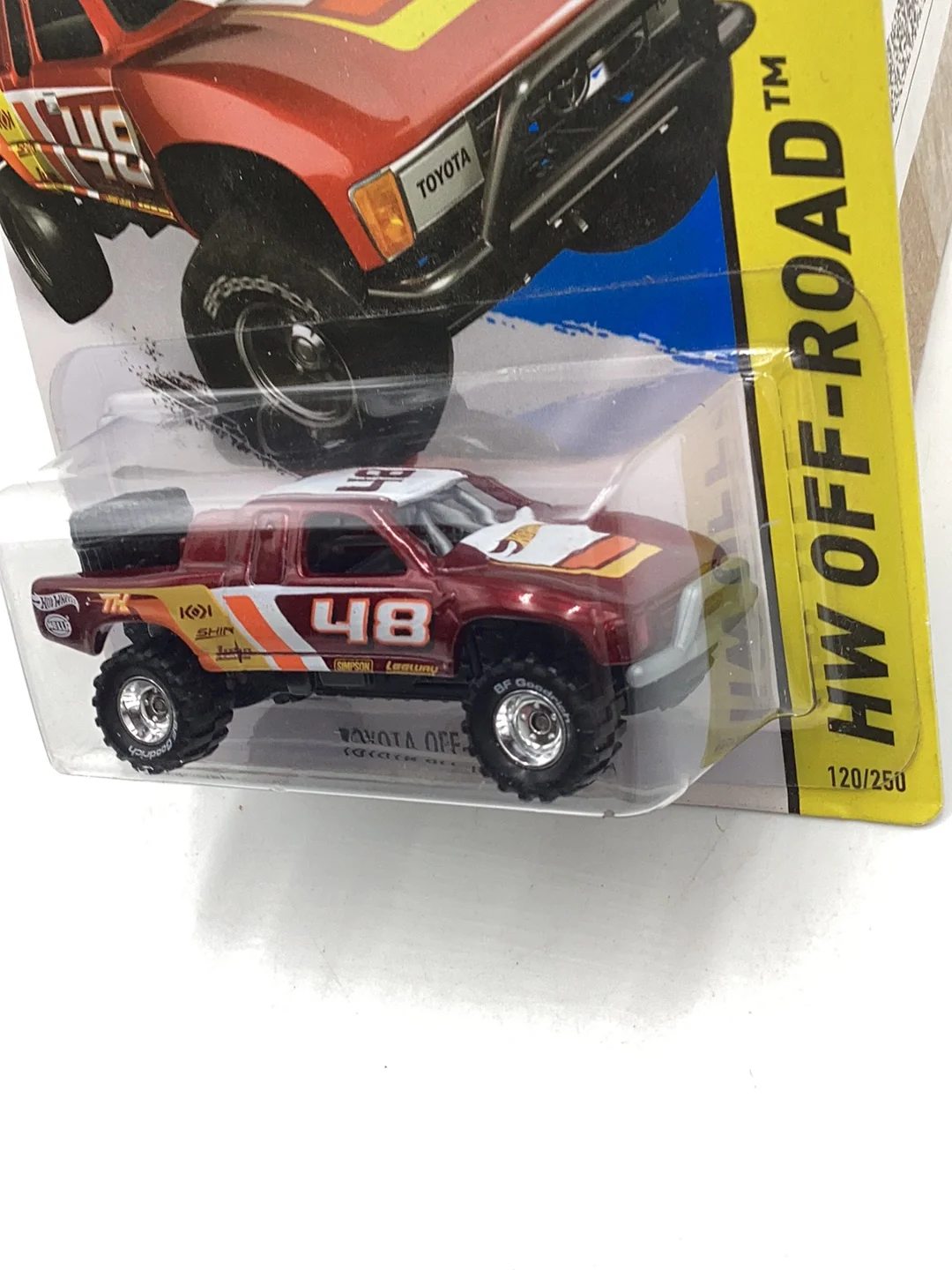 2015 hot wheels super treasure hunt Toyota Off-Road Truck W/Protector - Image 4