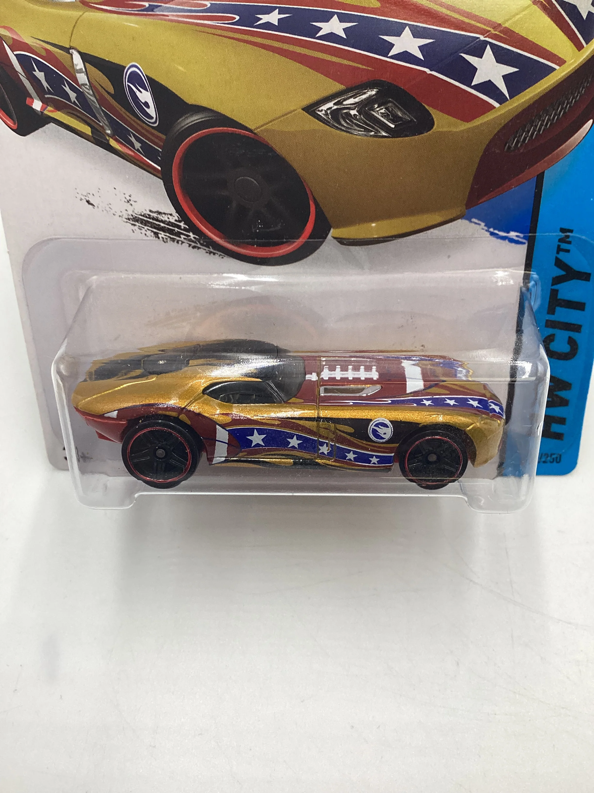 2015 Hot Wheels Treasure Hunt #69 Fast Felion Gold International Card 276C - Image 3