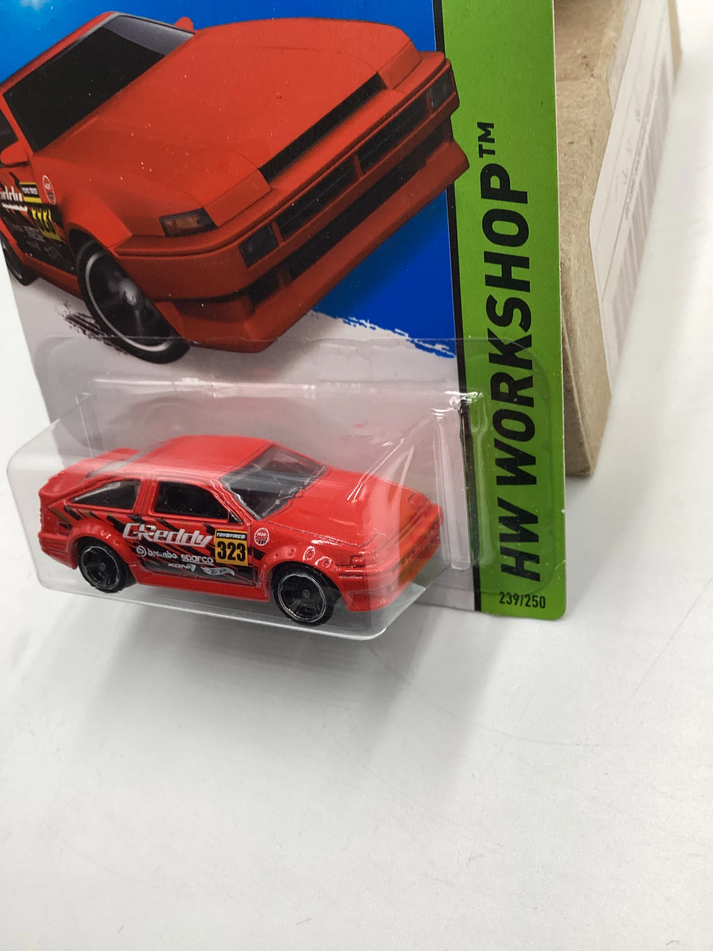 2015 Hot Wheels Workshop #239 Toyota AE-86 Corolla Red - Image 4